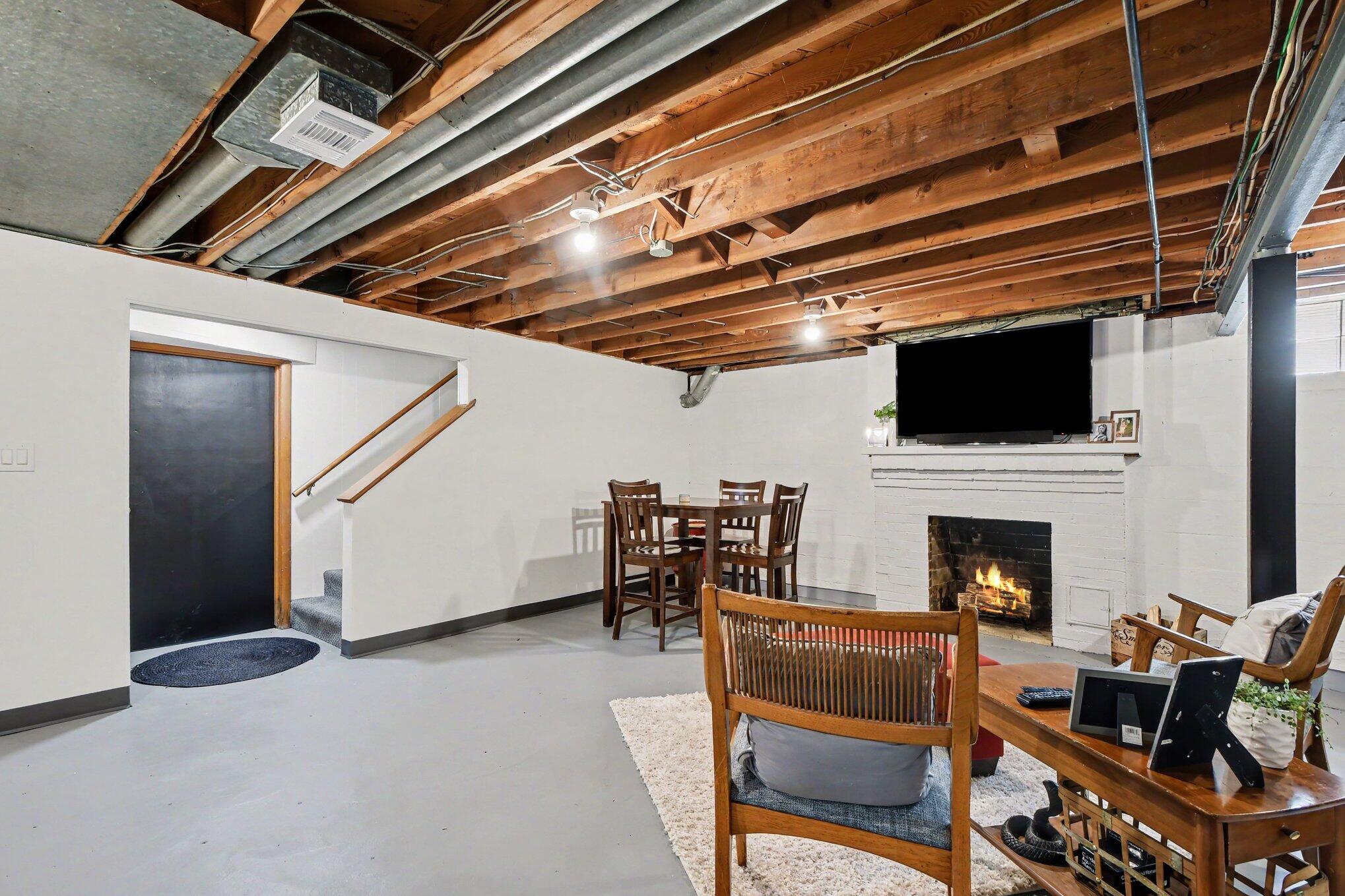 1826 Woodcliff Avenue SE Grand Rapids MI 49506