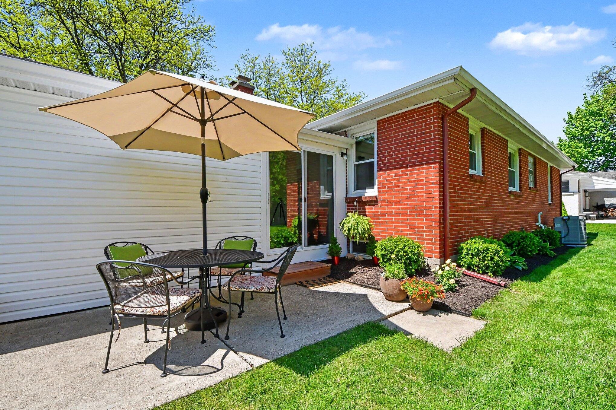 1826 Woodcliff Avenue SE Grand Rapids MI 49506