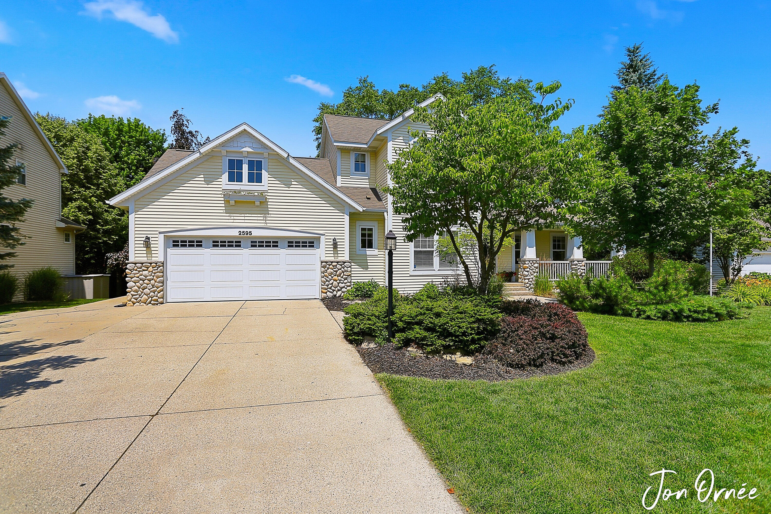 2595 Southplatte Drive SW Byron Center MI 49315