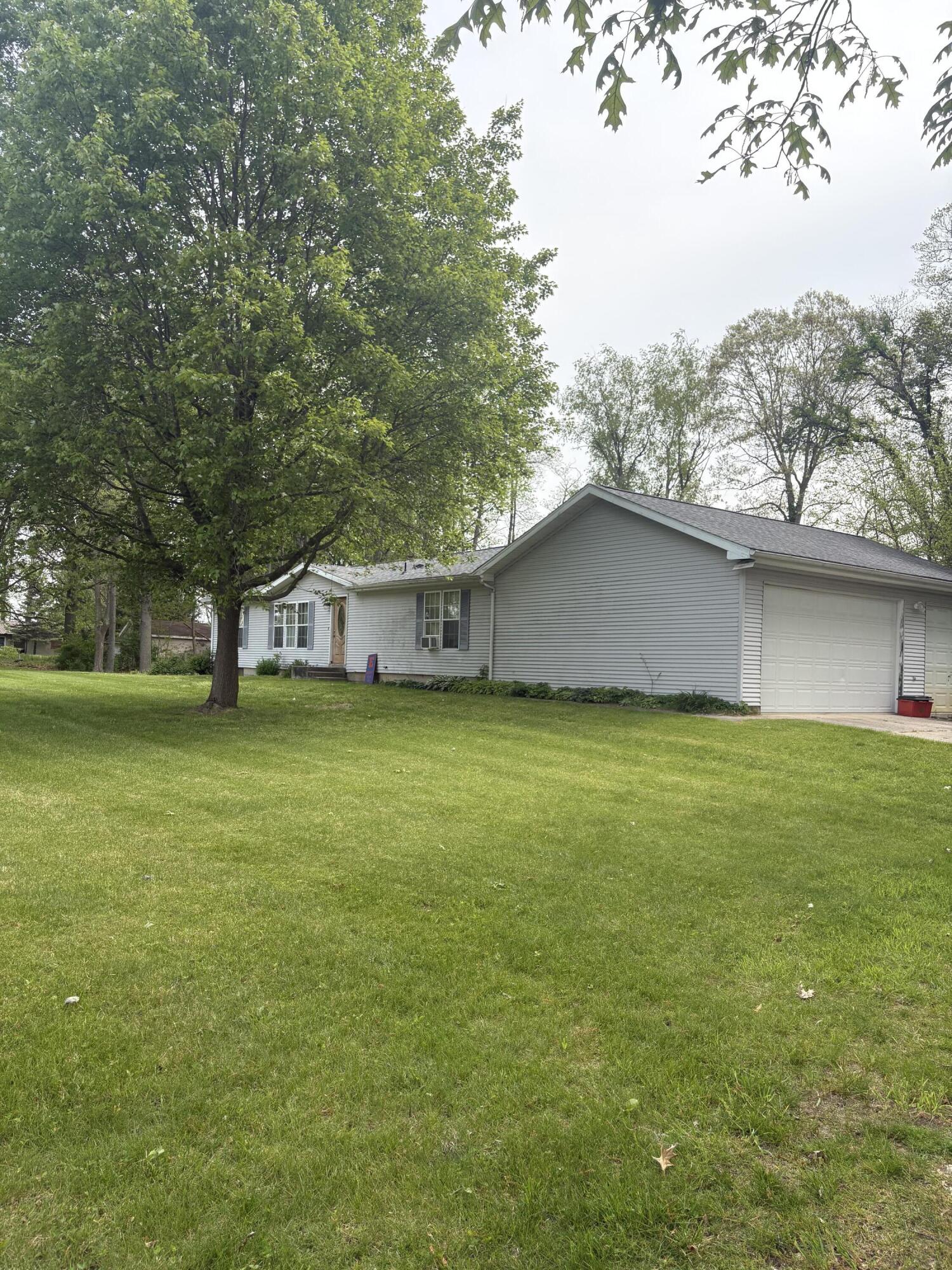 68097 Suzanne Drive Edwardsburg MI 49112