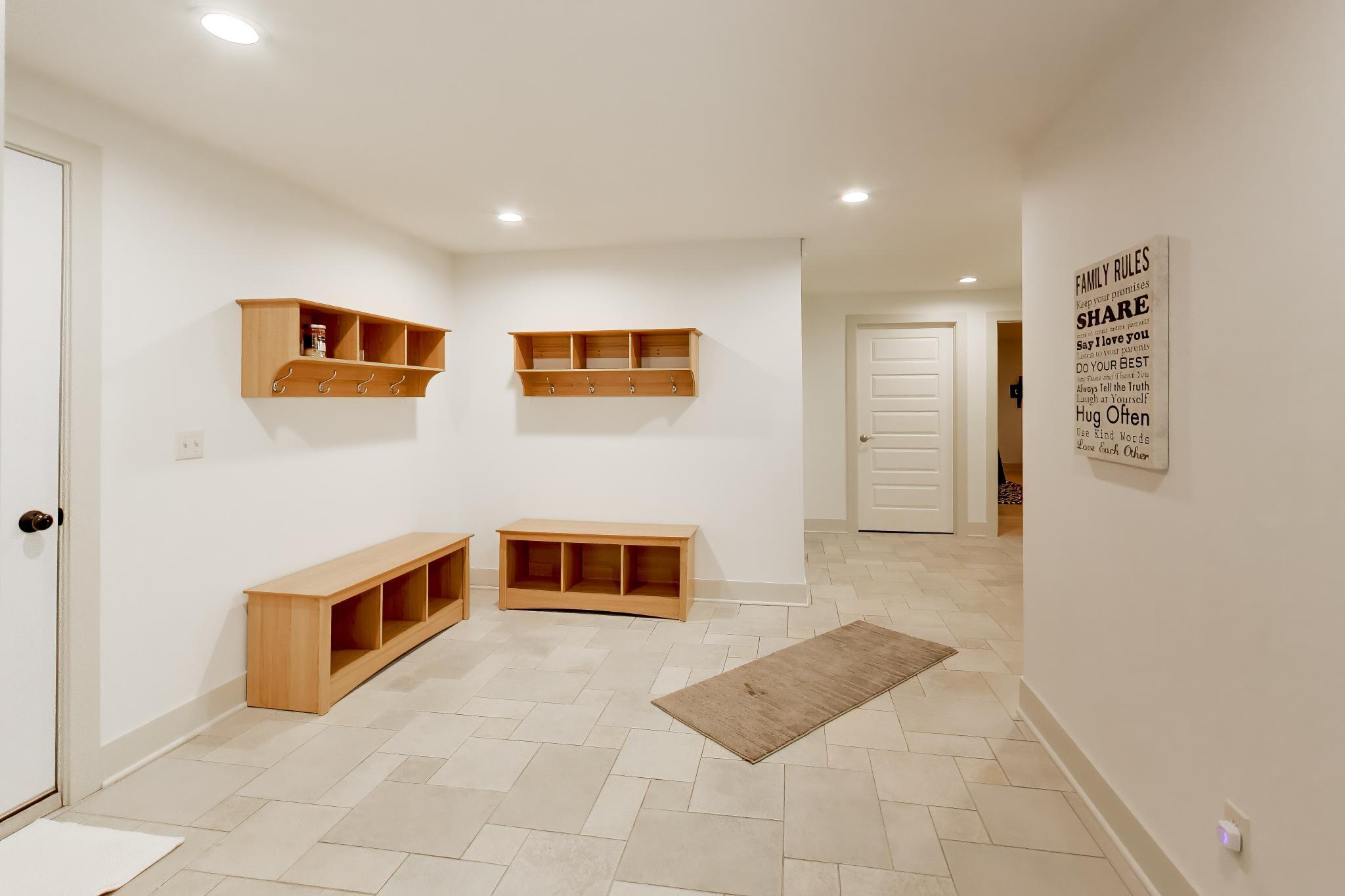 5499 Topanga Drive Coloma MI 49038