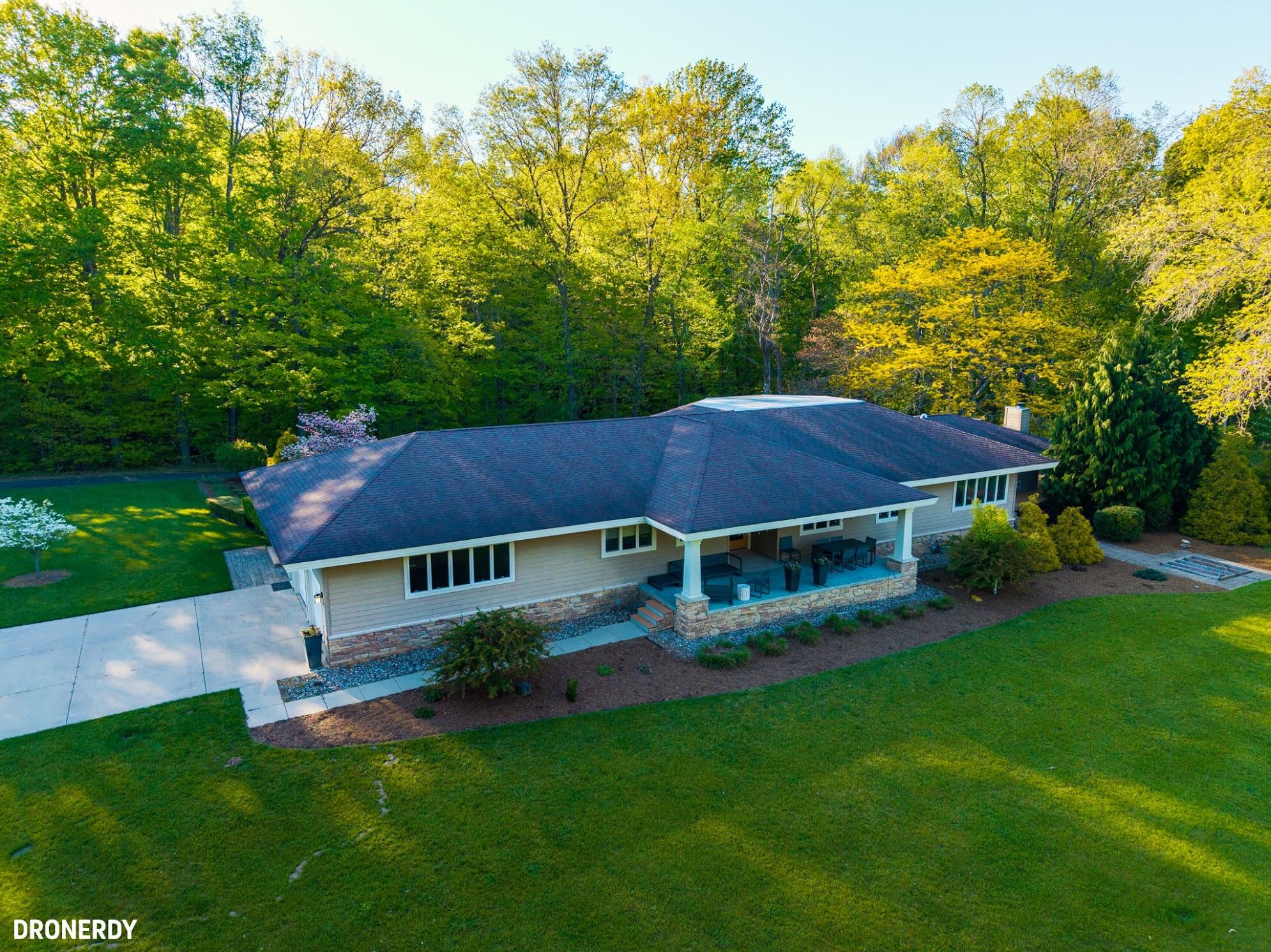 5499 Topanga Drive Coloma MI 49038