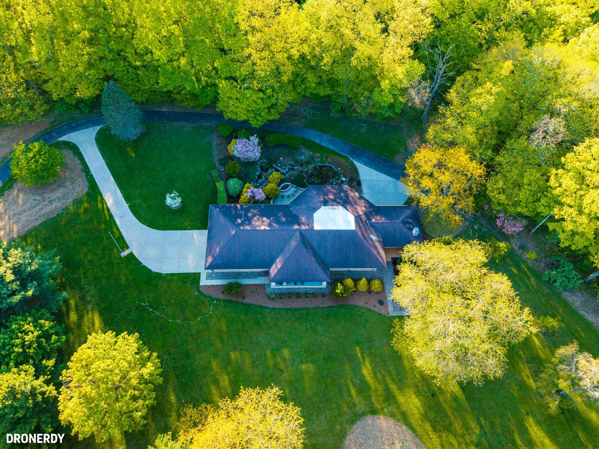 5499 Topanga Drive Coloma MI 49038