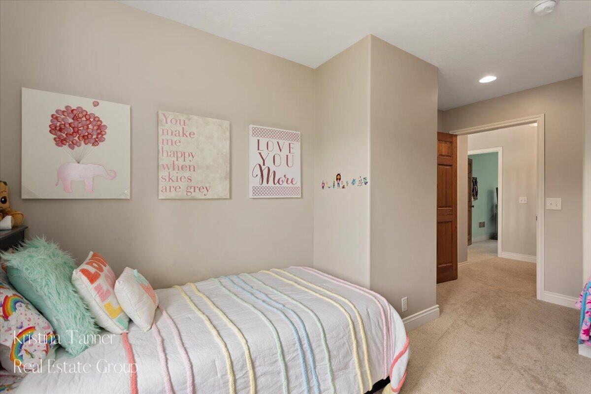 4797 Sunflower Ridge Drive NE Ada MI 49301