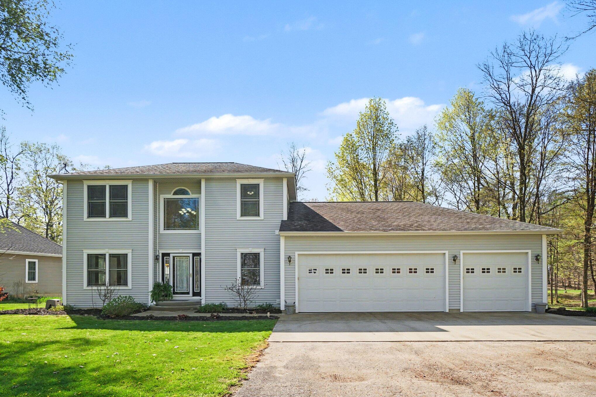 2516 Vanhorn Court Allegan MI 49010