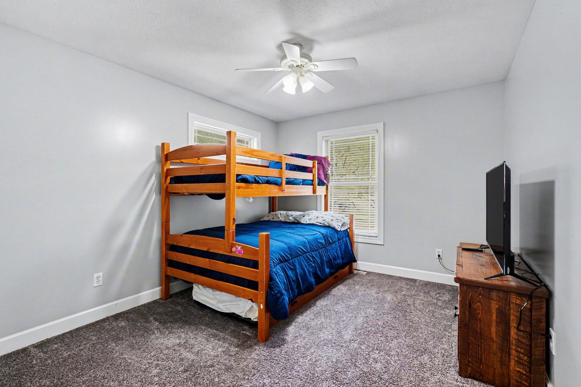 2516 Vanhorn Court Allegan MI 49010