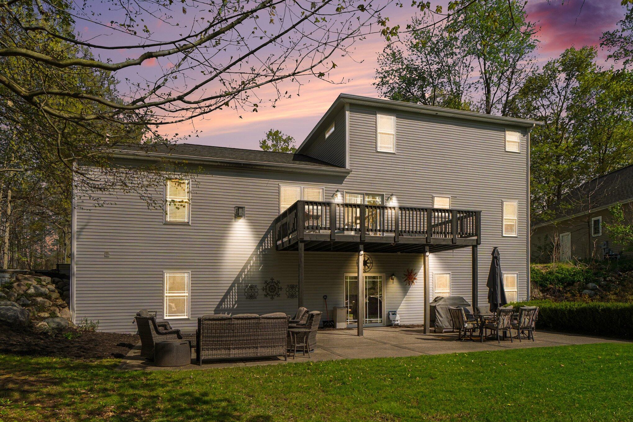 2516 Vanhorn Court Allegan MI 49010