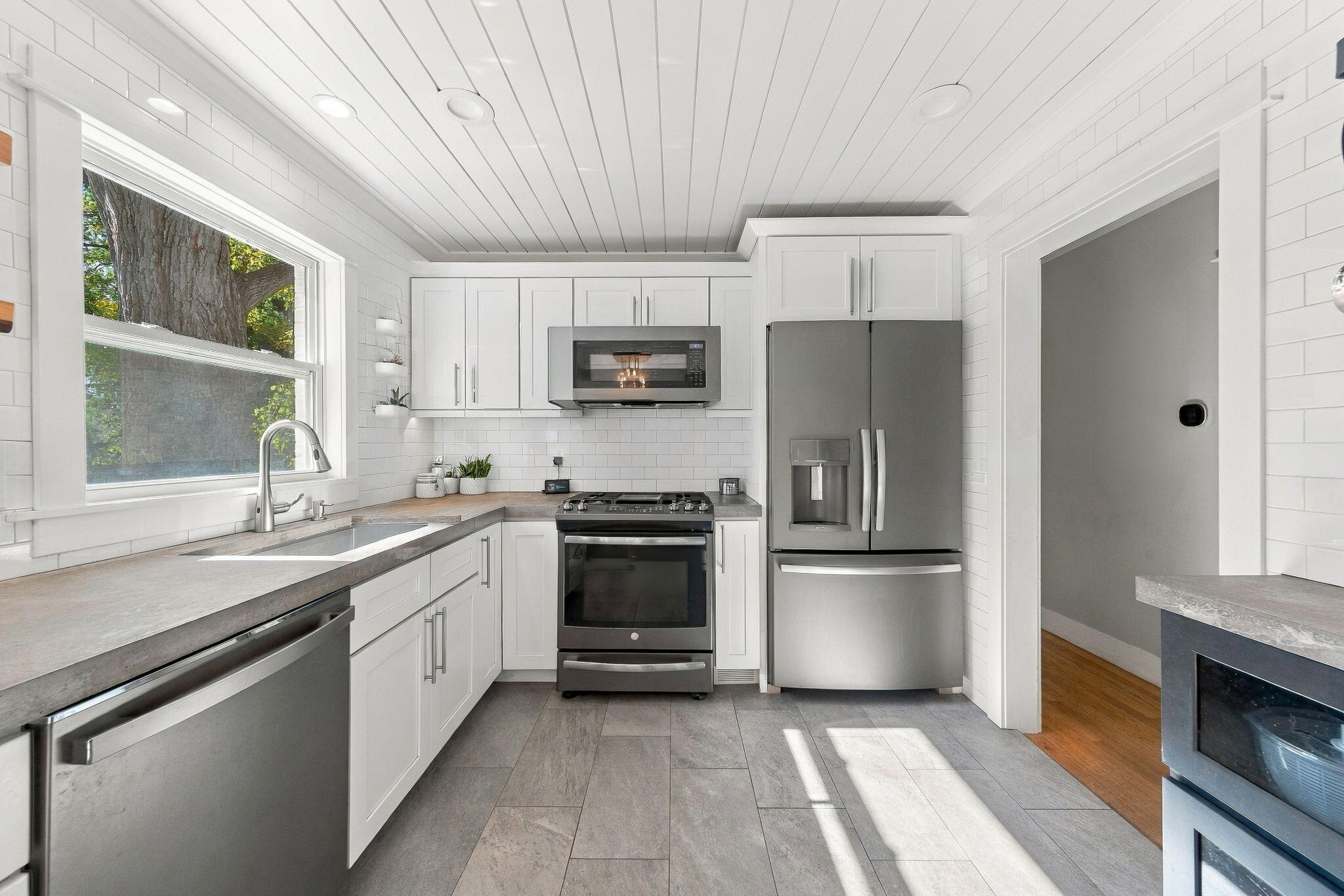 7130 Windcrest Street SE Grand Rapids MI 49546