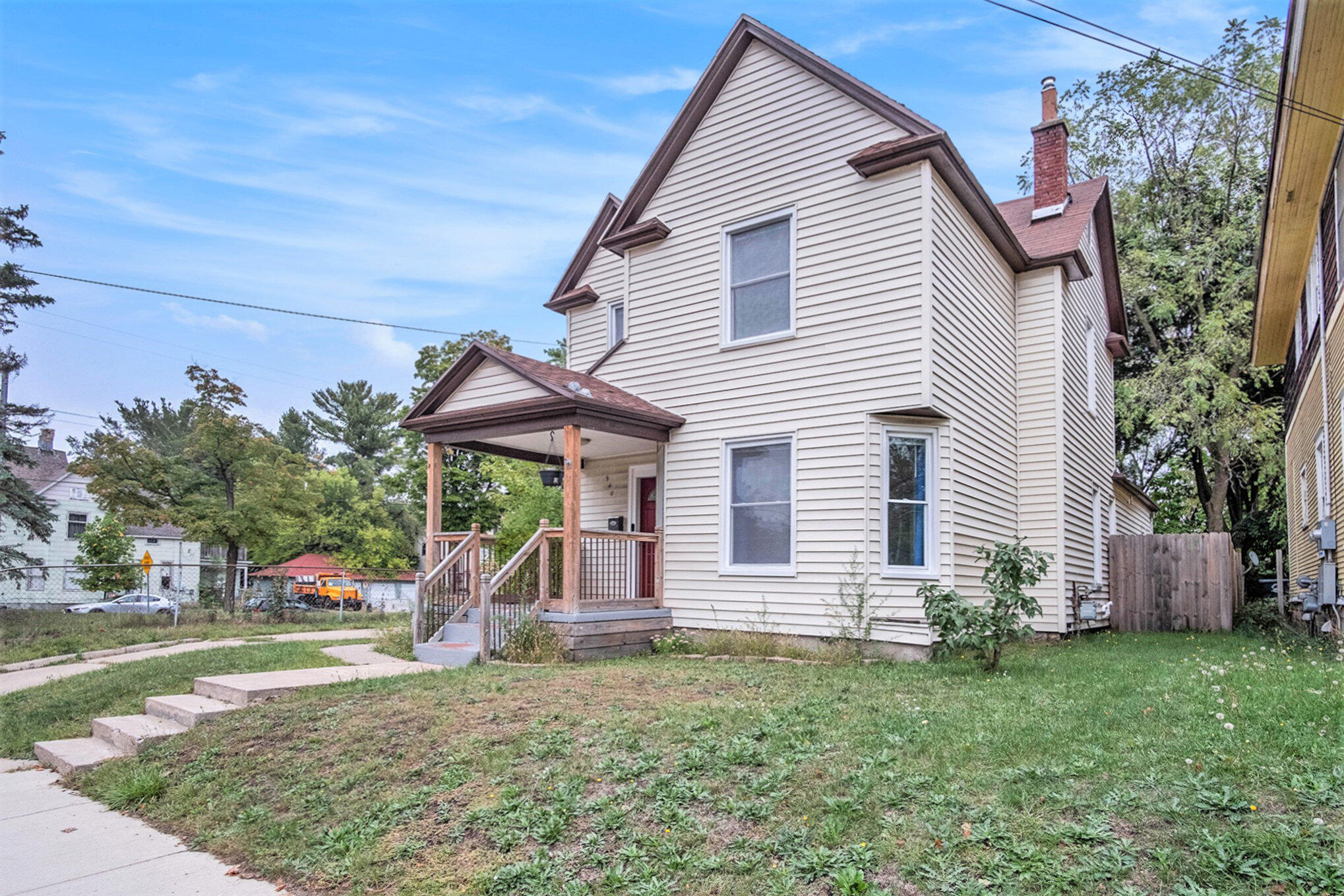 940 Eastern Avenue SE Grand Rapids MI 49507