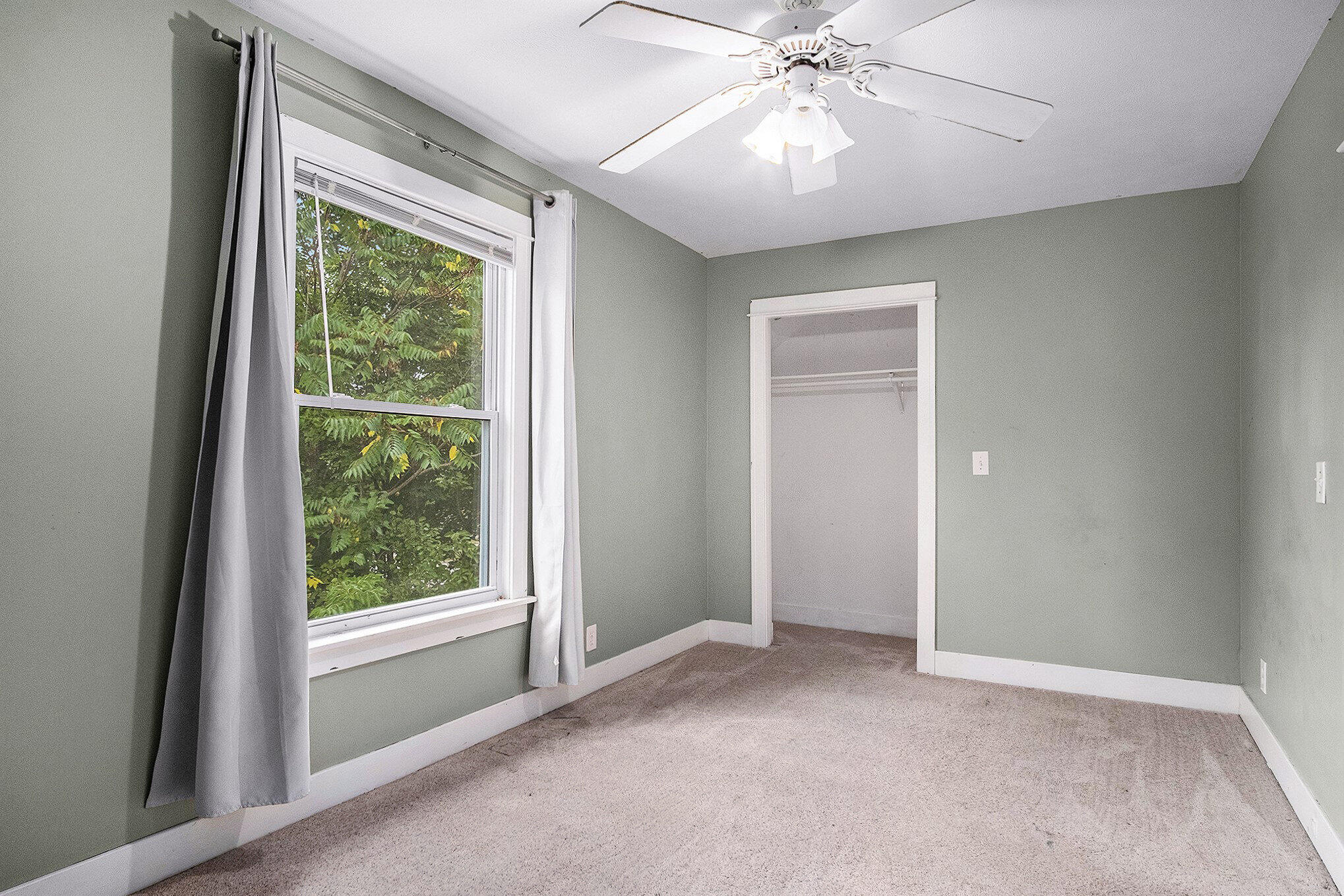 940 Eastern Avenue SE Grand Rapids MI 49507