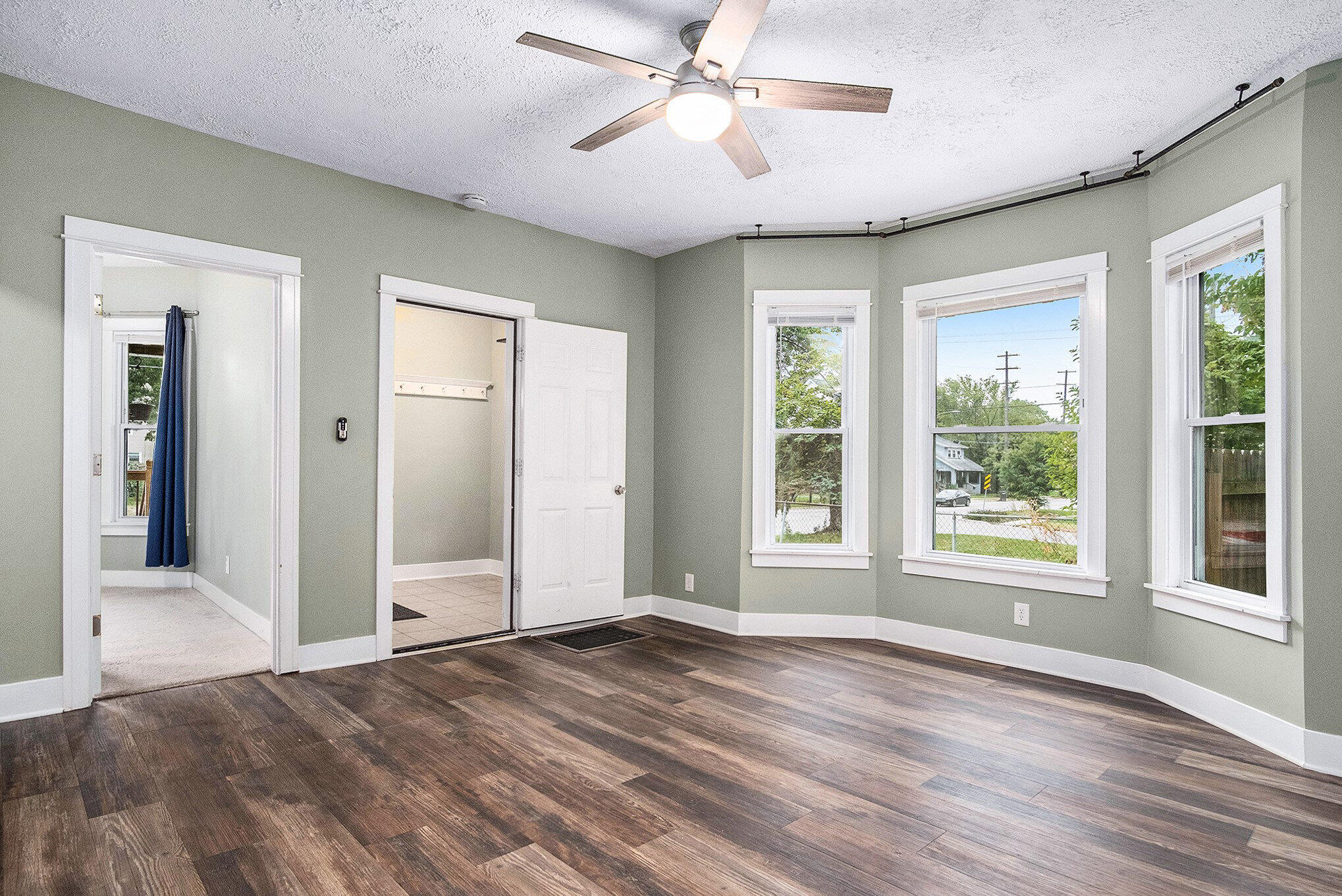 940 Eastern Avenue SE Grand Rapids MI 49507