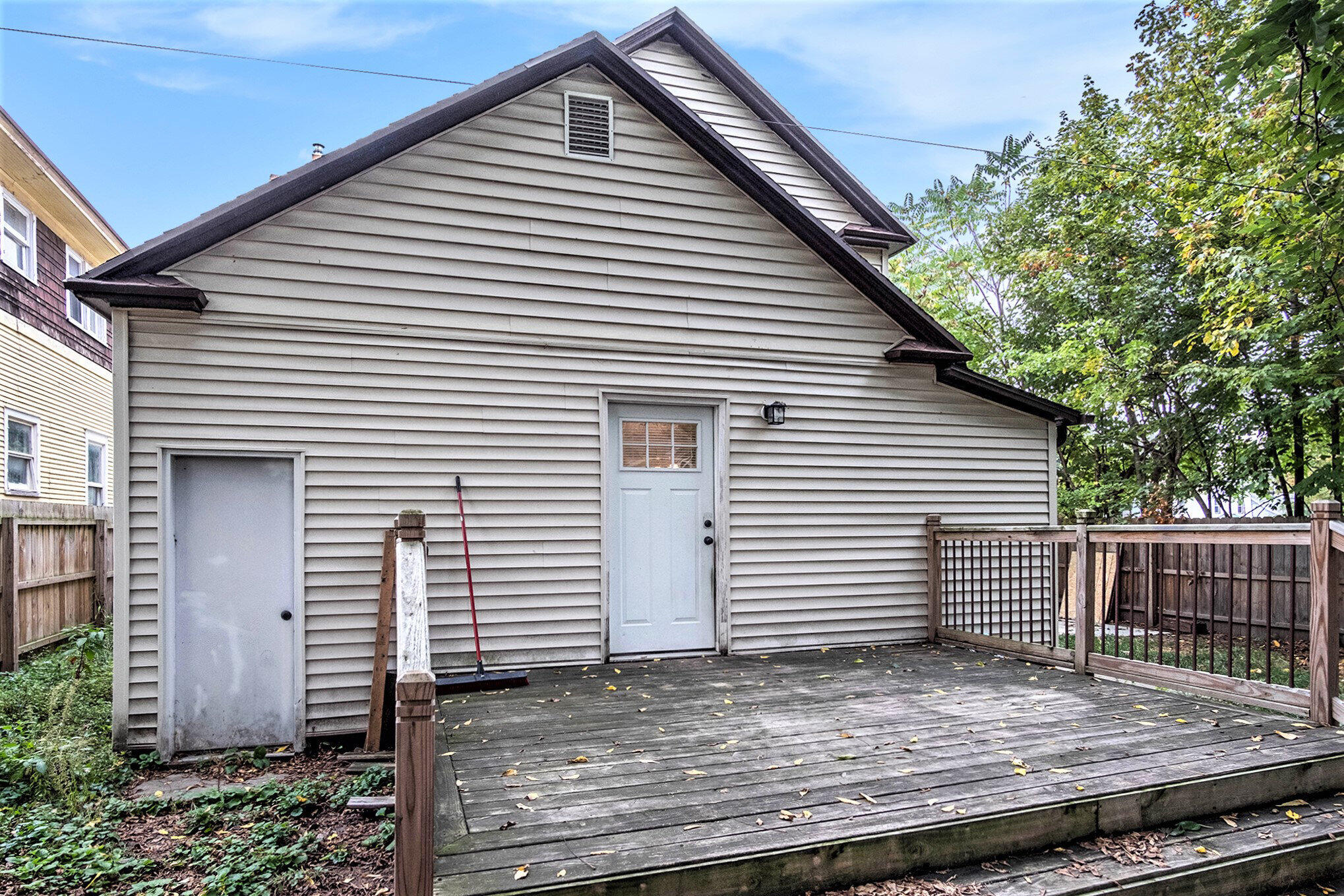 940 Eastern Avenue SE Grand Rapids MI 49507