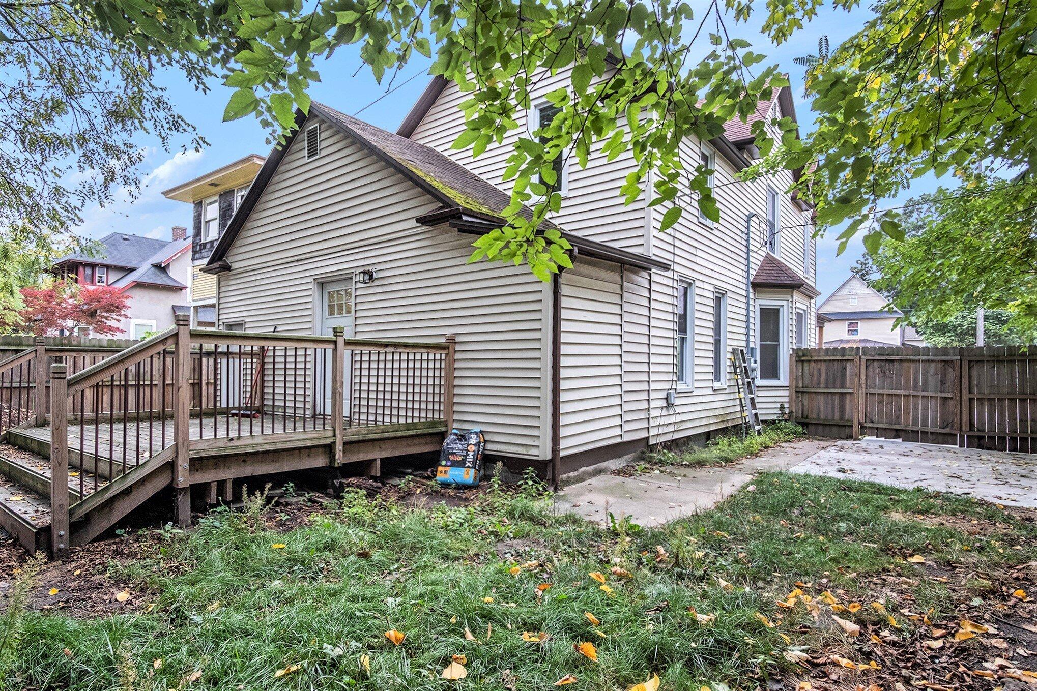 940 Eastern Avenue SE Grand Rapids MI 49507