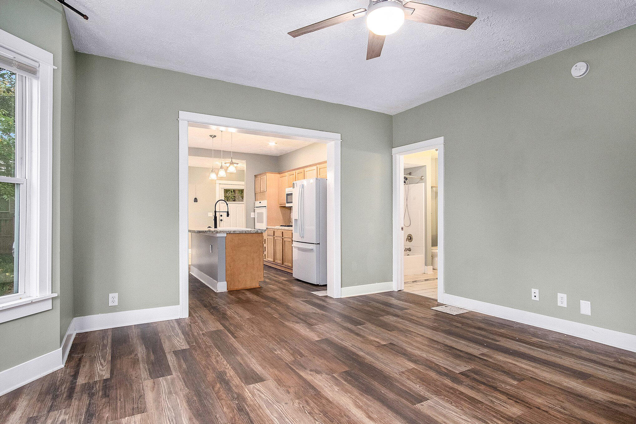 940 Eastern Avenue SE Grand Rapids MI 49507