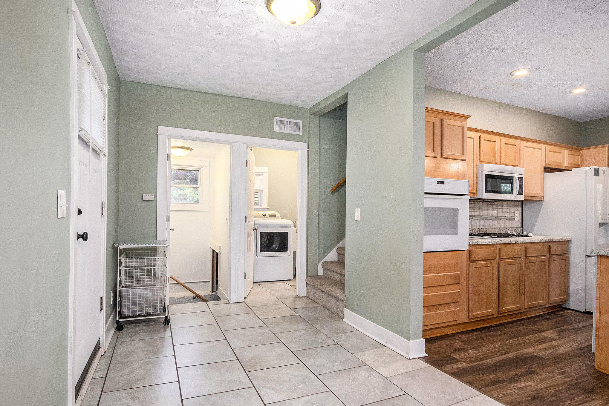 940 Eastern Avenue SE Grand Rapids MI 49507