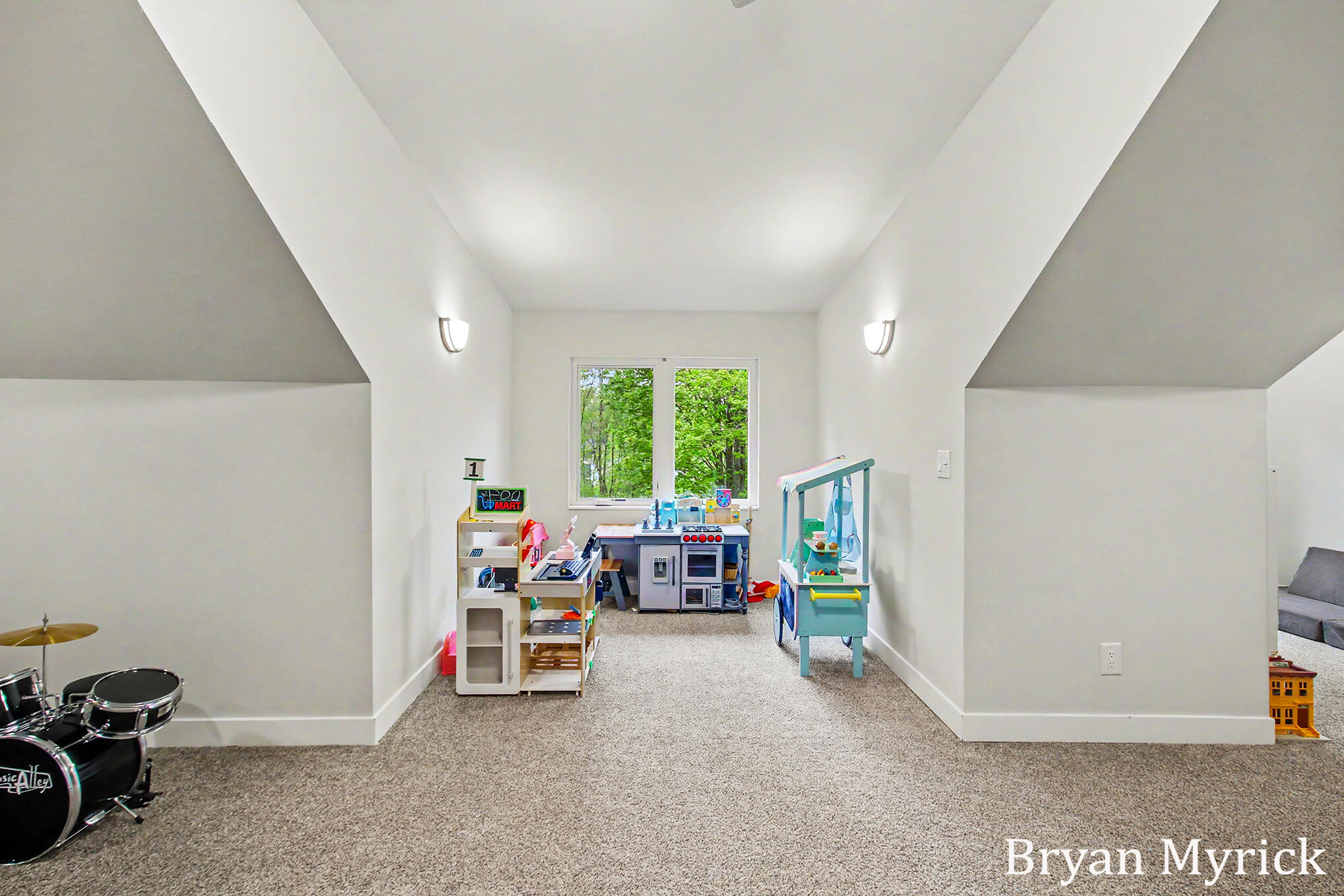 3355 Palmer Drive Saugatuck MI 49453