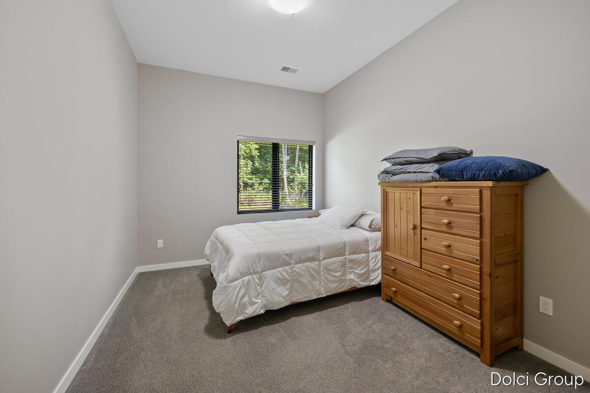 1978 Oak Hollow Road NW Grand Rapids MI 49504