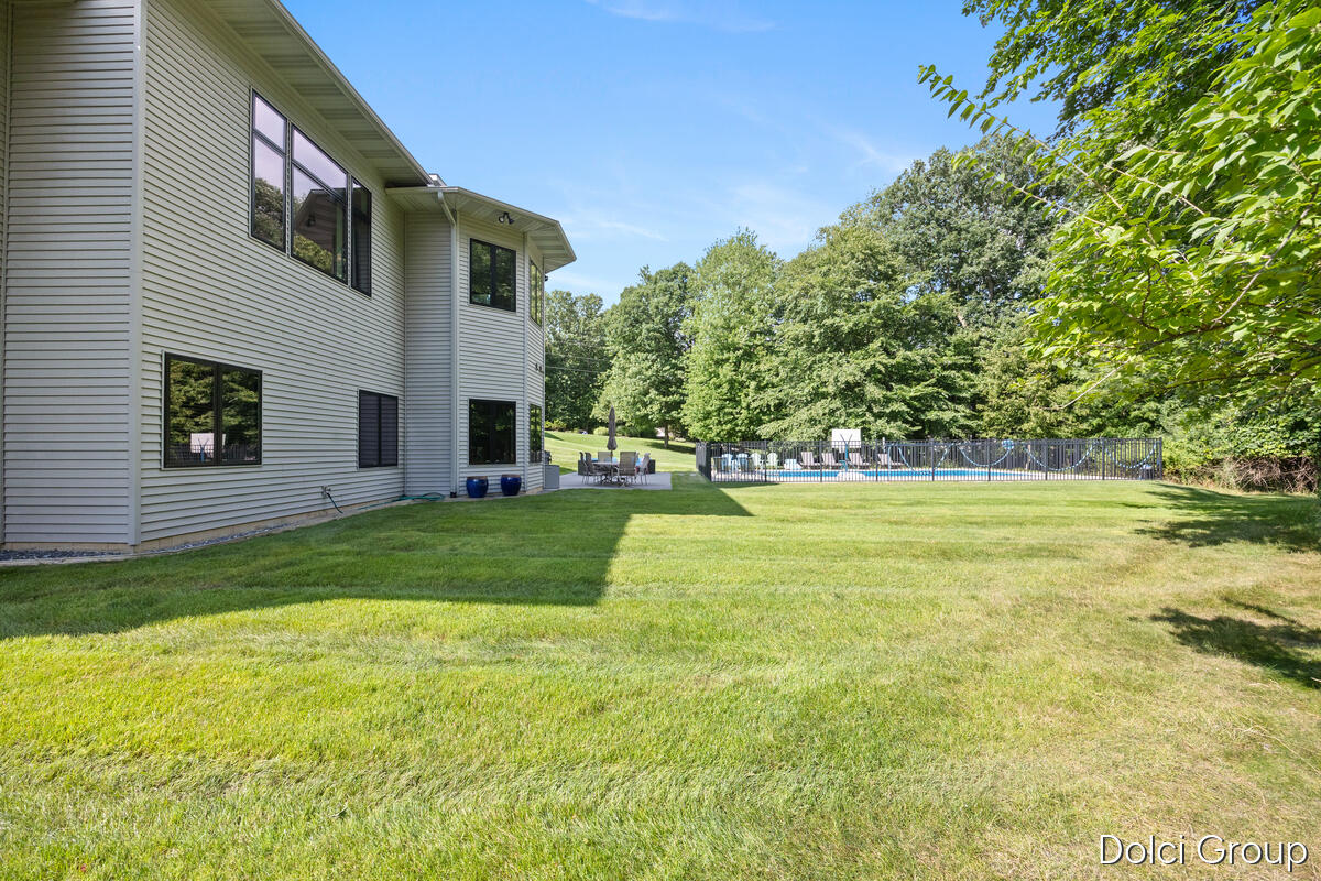 1978 Oak Hollow Road NW Grand Rapids MI 49504