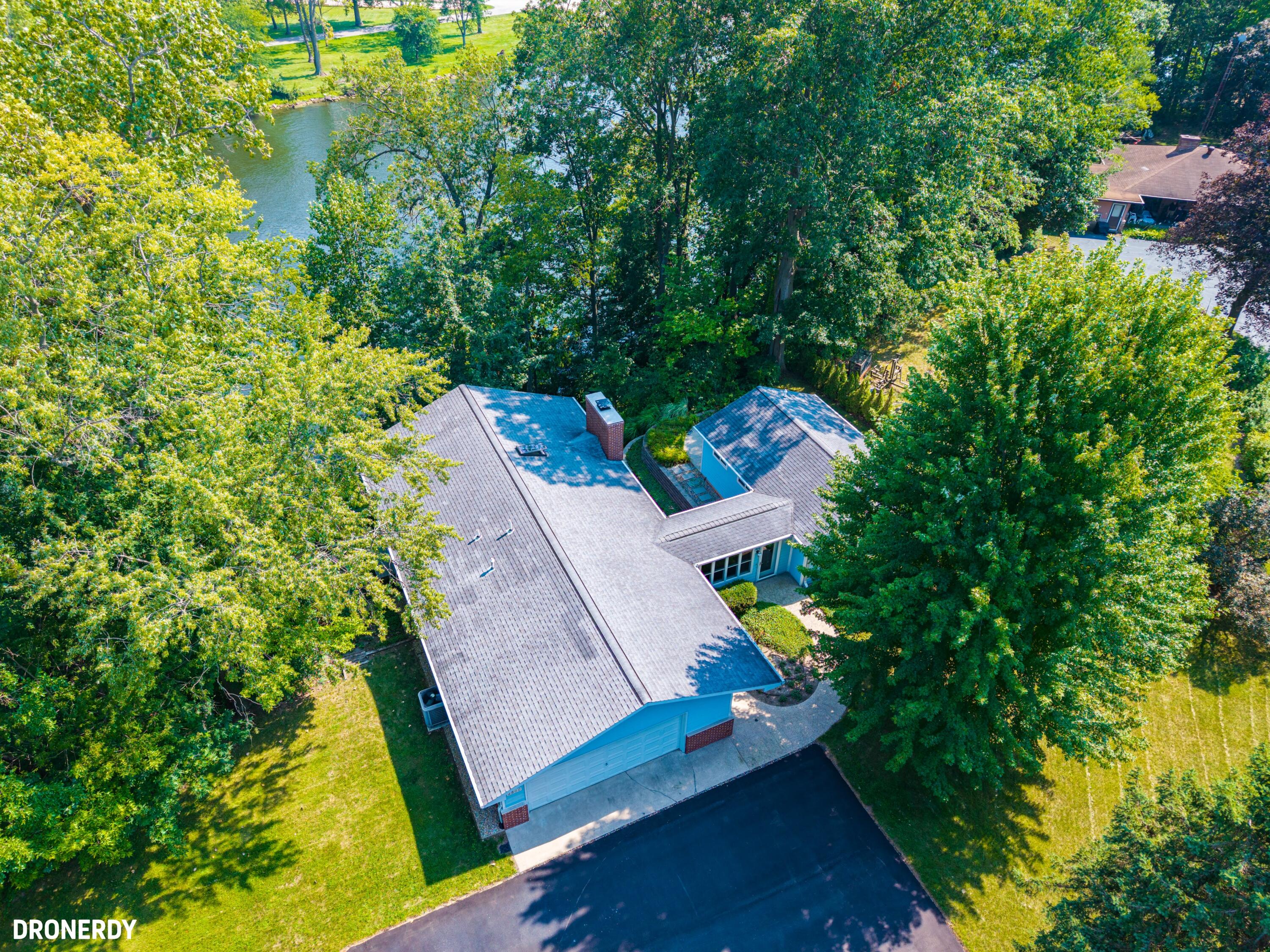 2500 Roncy Road Benton Harbor MI 49022