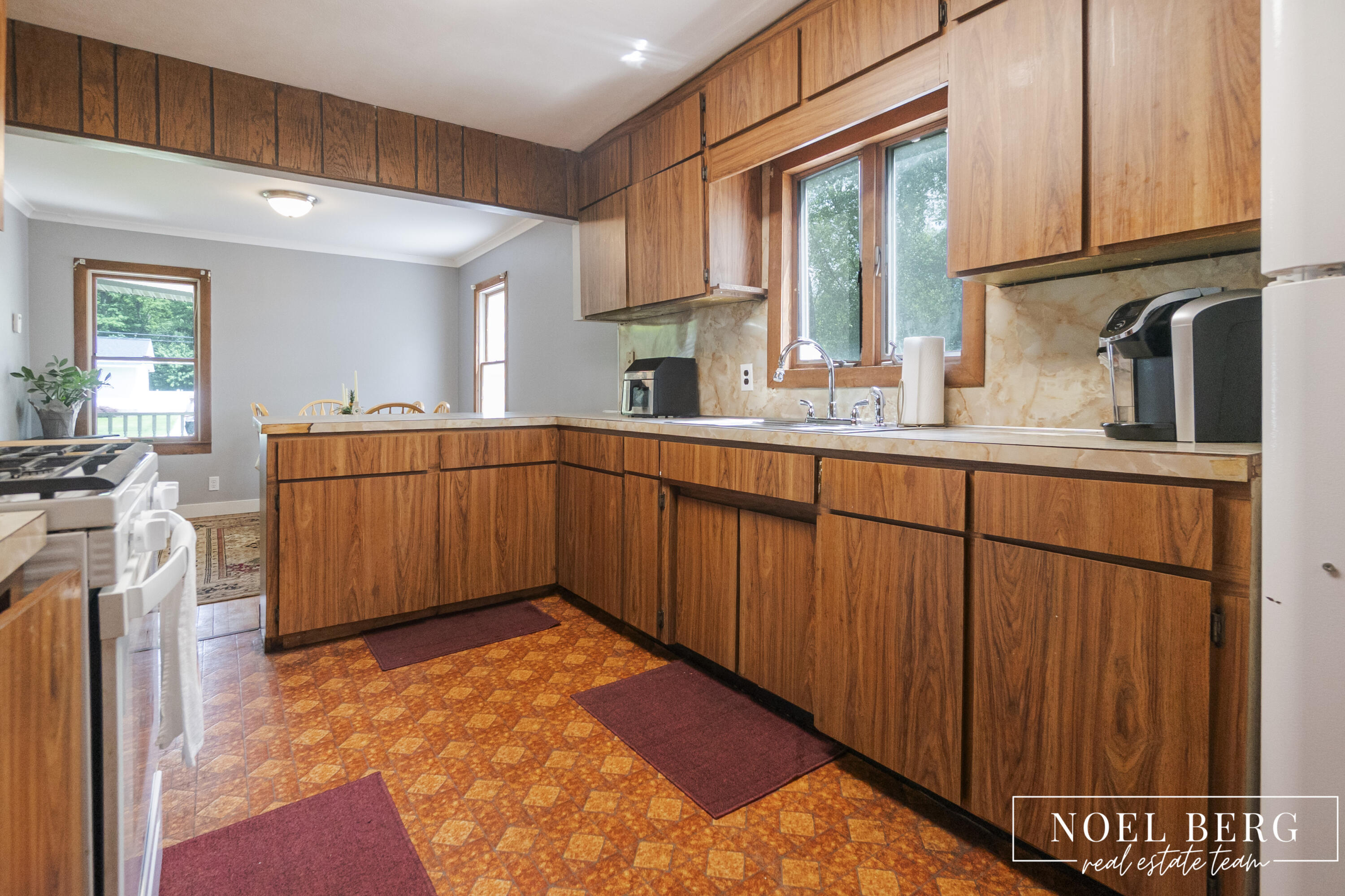 1965 Woodward Street Muskegon MI 49442