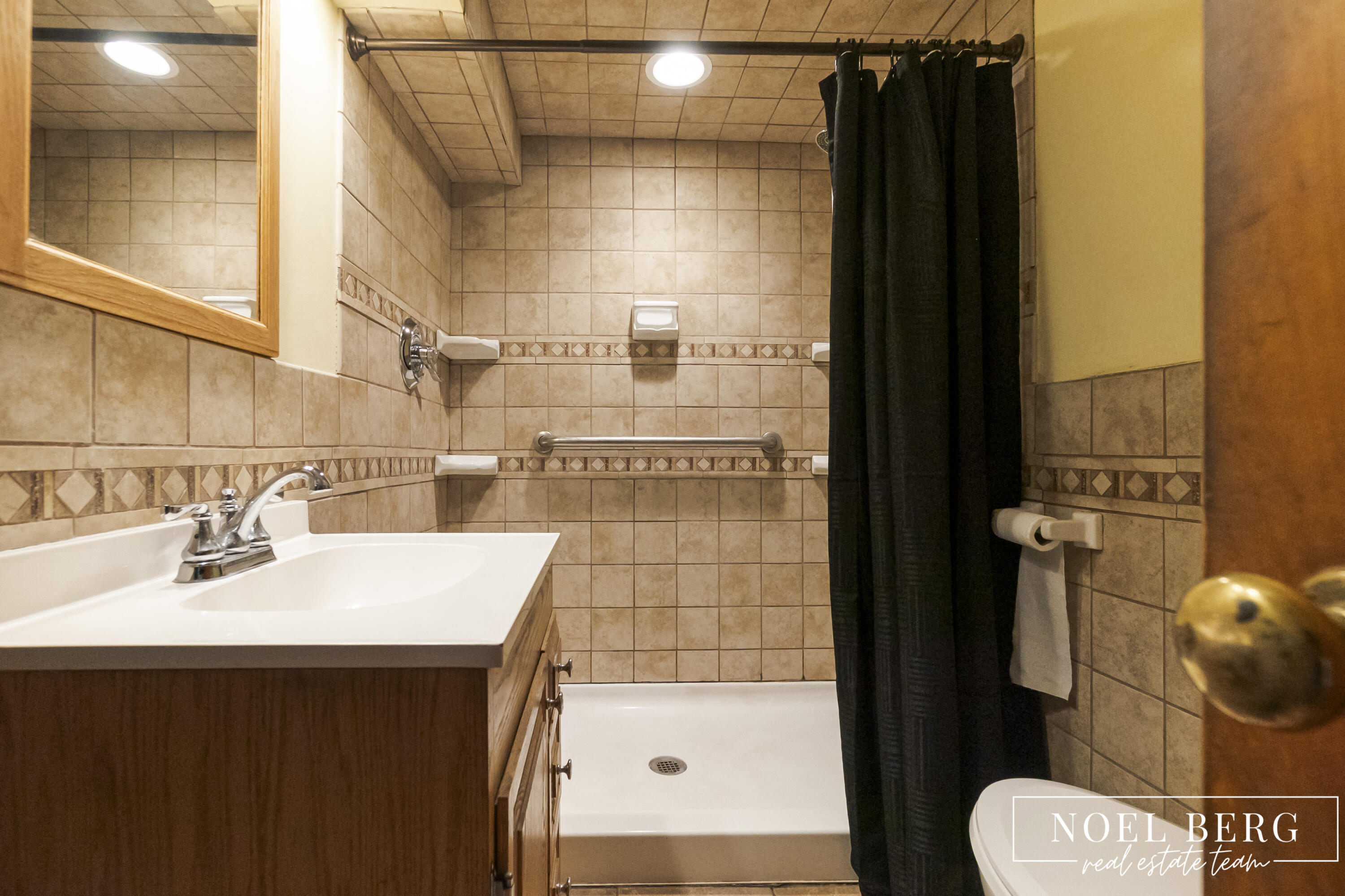 1965 Woodward Street Muskegon MI 49442