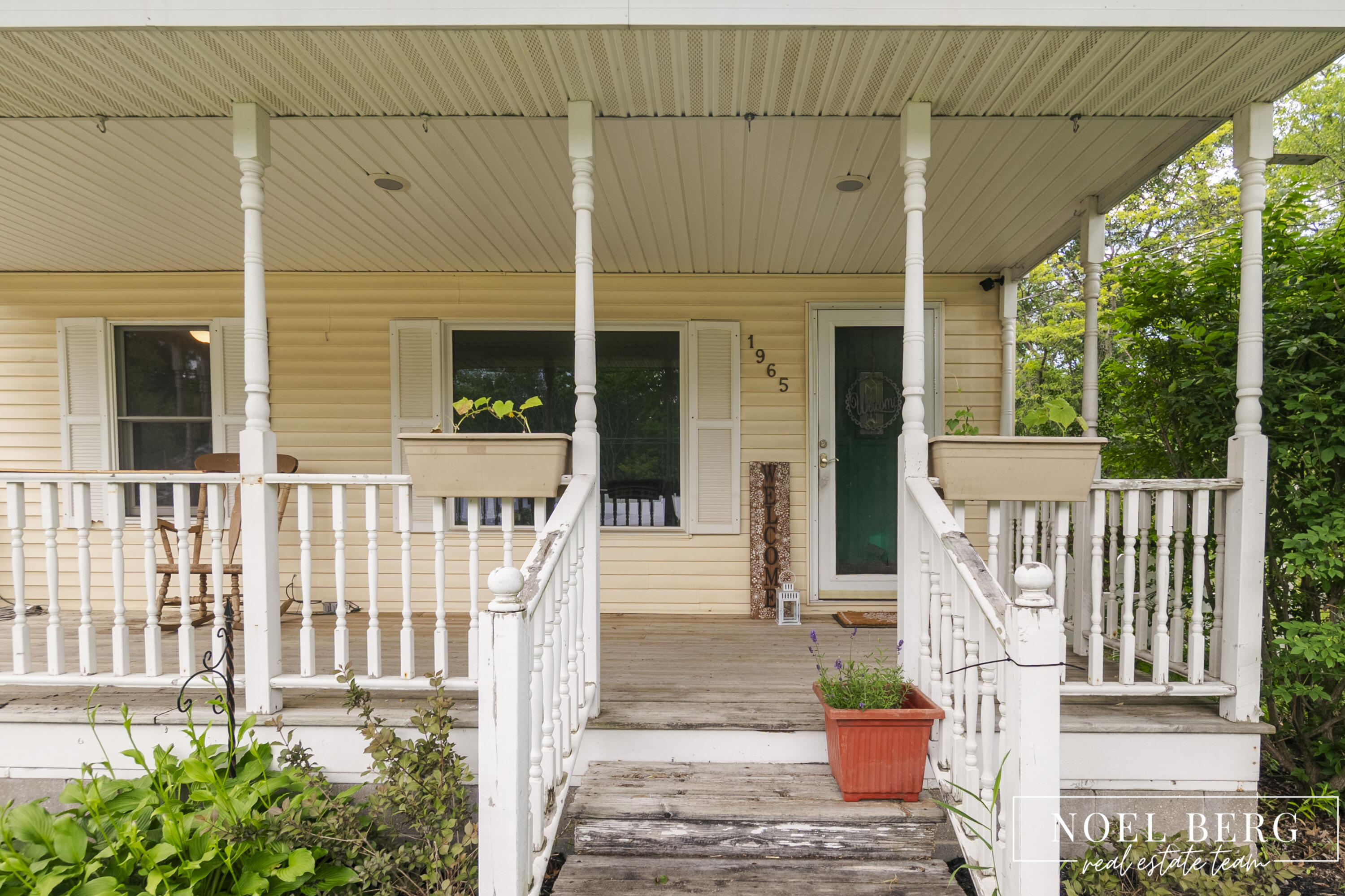 1965 Woodward Street Muskegon MI 49442