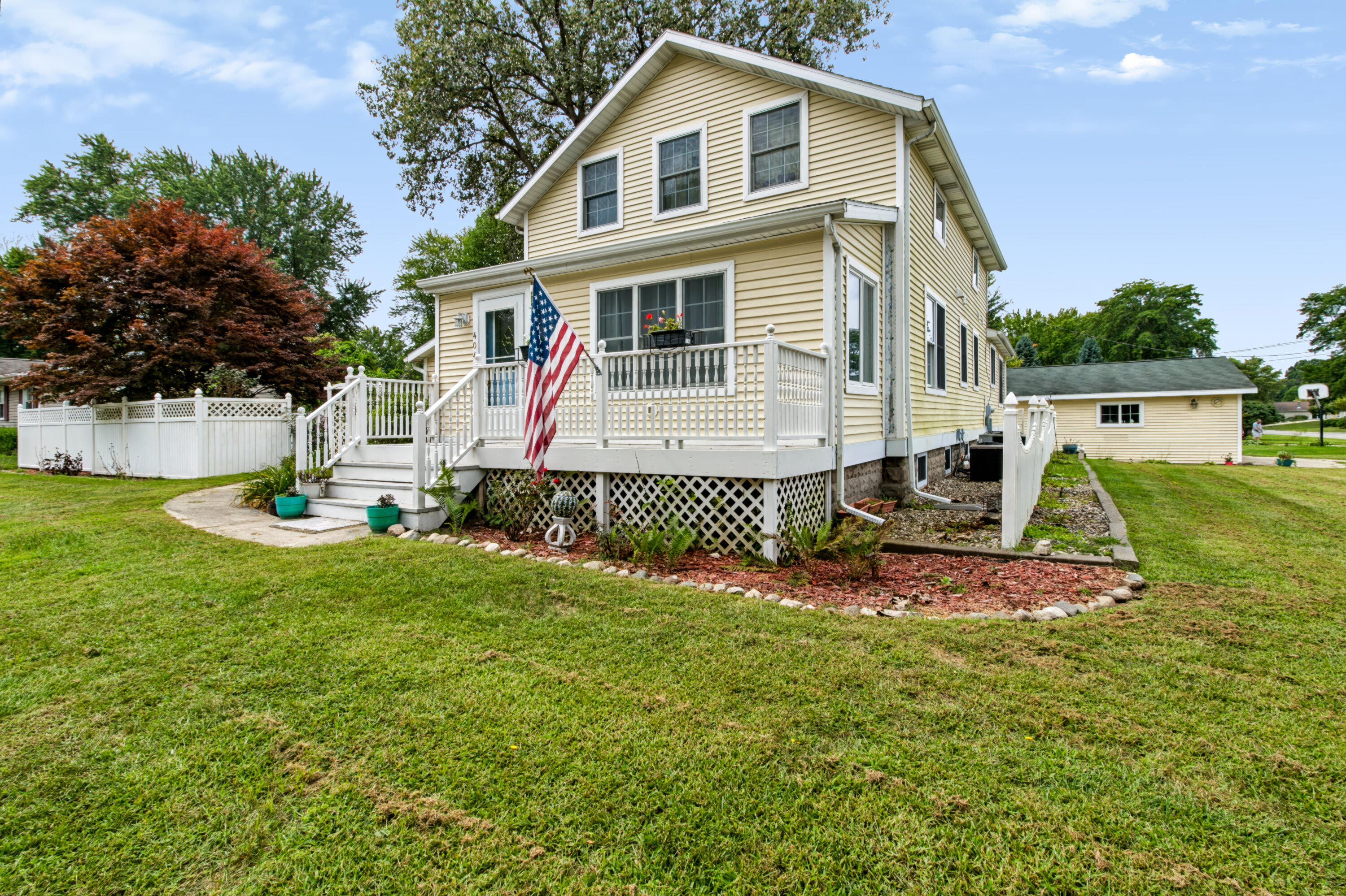 404 S Berrien Street New Buffalo MI 49117