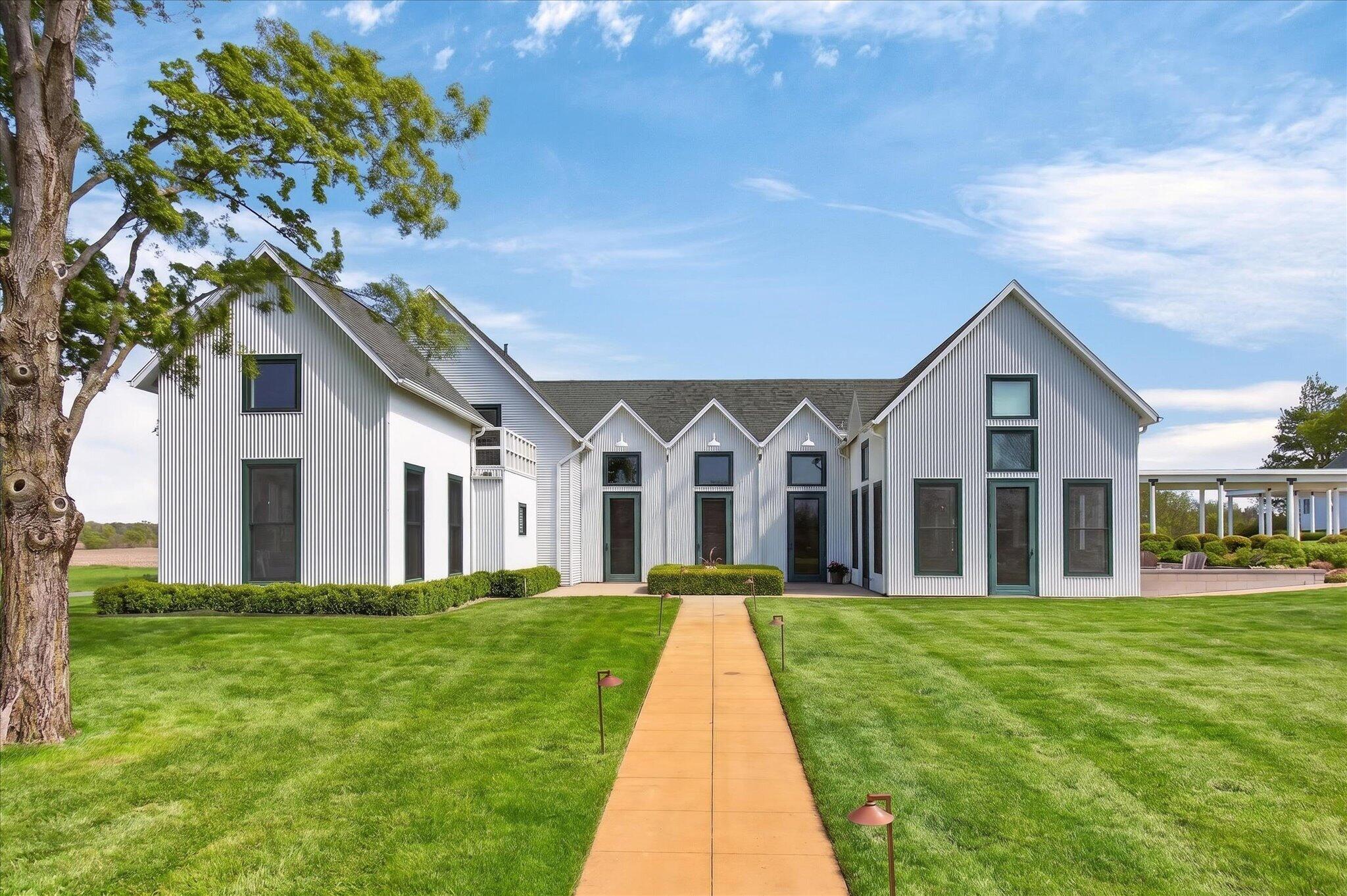 15337 Pardee Road Galien MI 49113