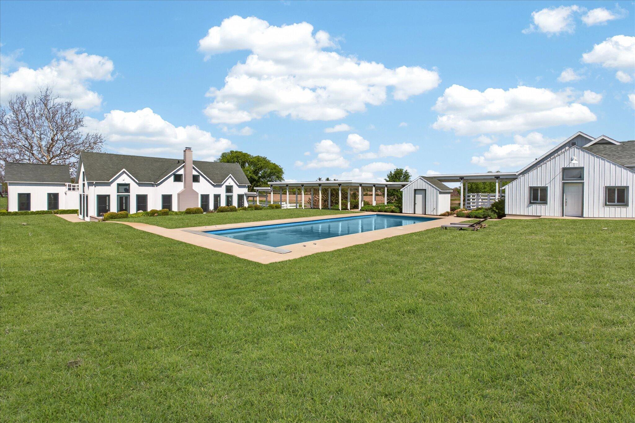 15337 Pardee Road Galien MI 49113