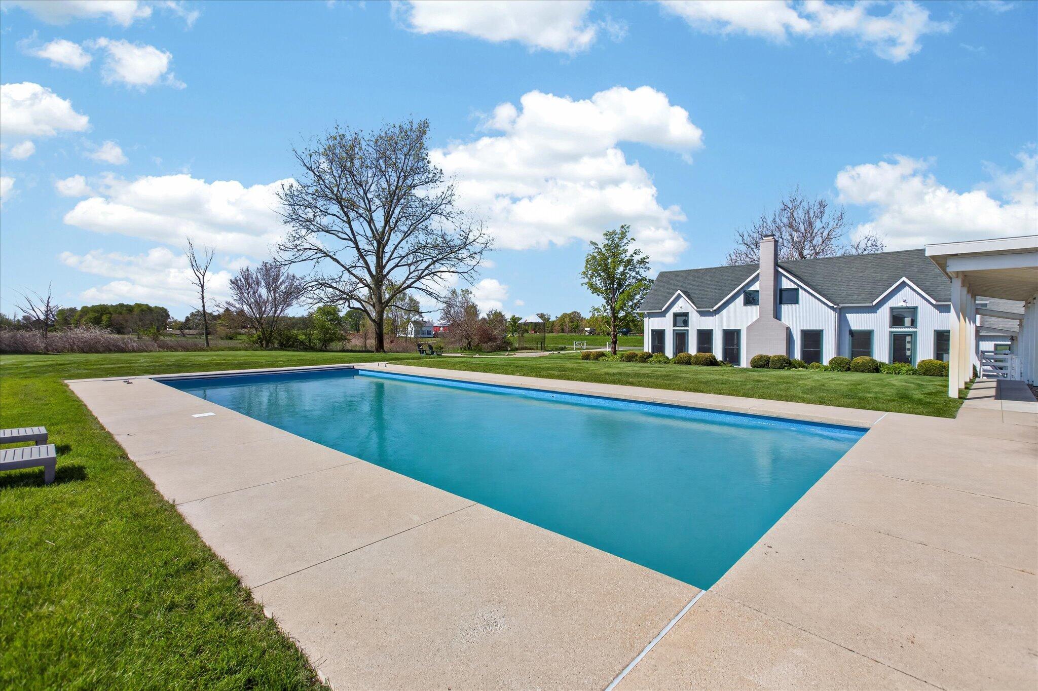 15337 Pardee Road Galien MI 49113