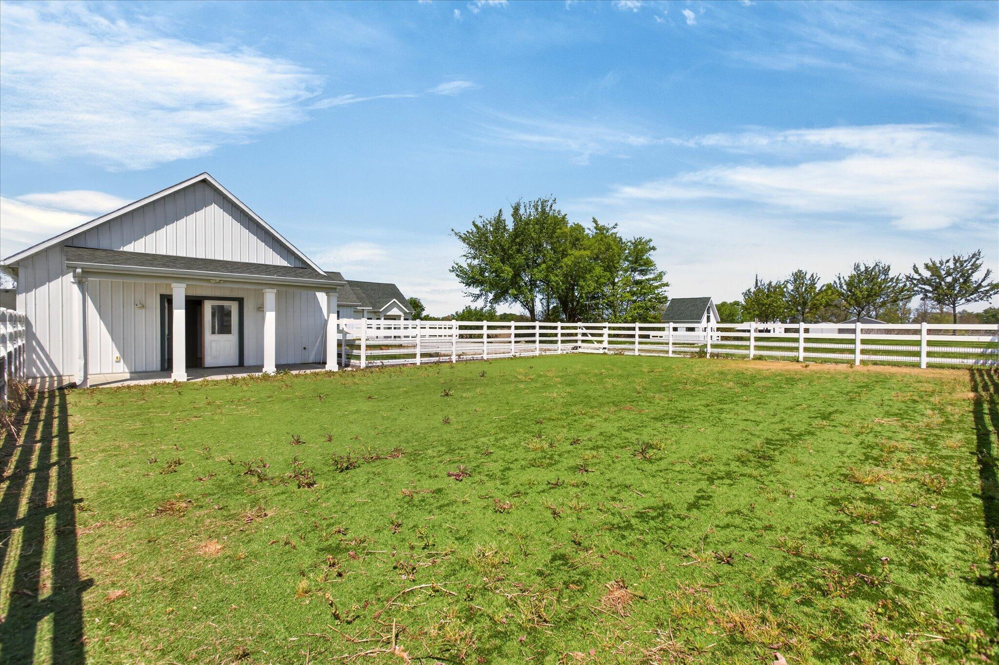 15337 Pardee Road Galien MI 49113