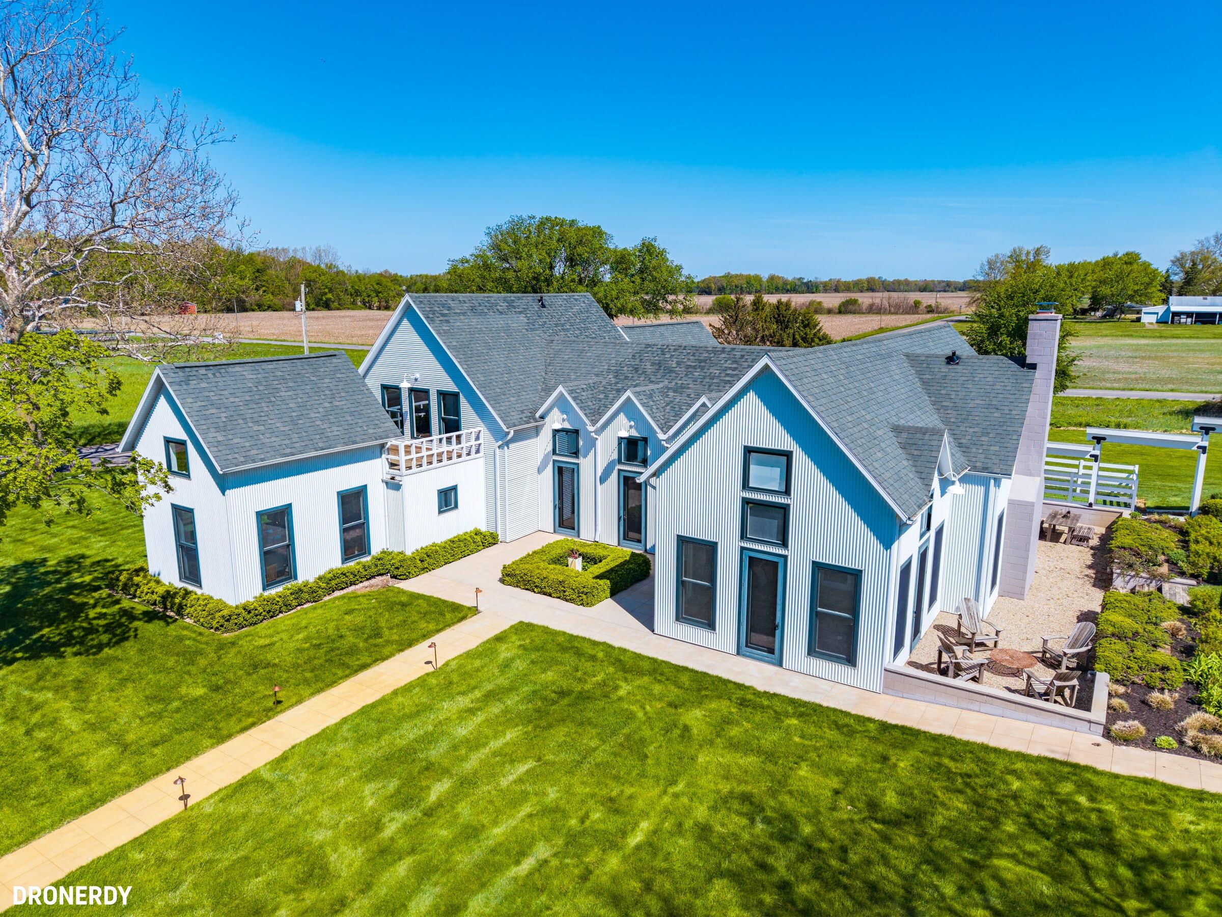 15337 Pardee Road Galien MI 49113