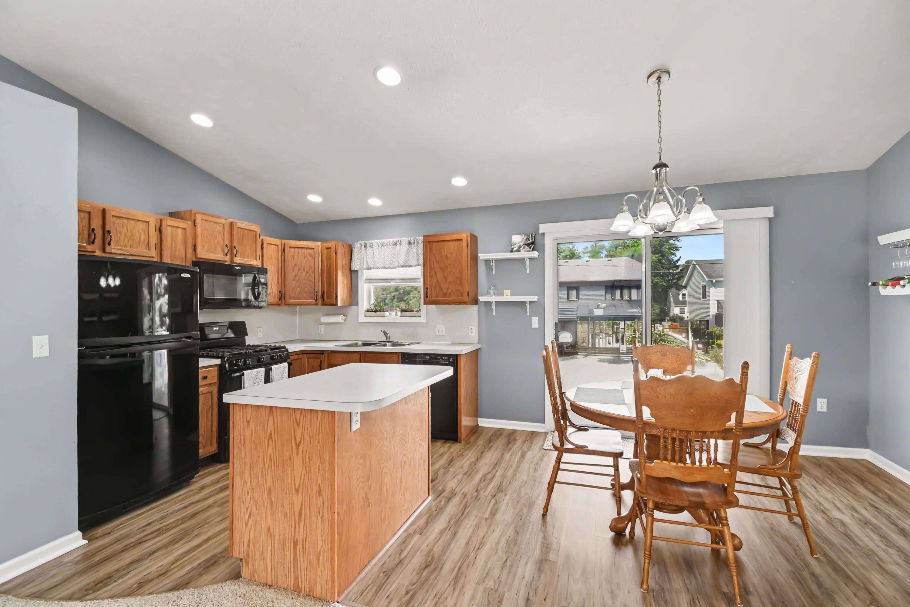421 Macomb Avenue NW Grand Rapids MI 49534