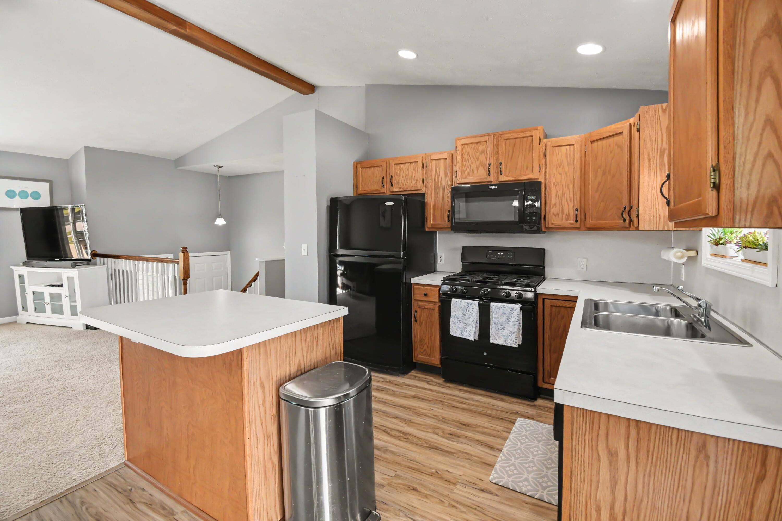 421 Macomb Avenue NW Grand Rapids MI 49534