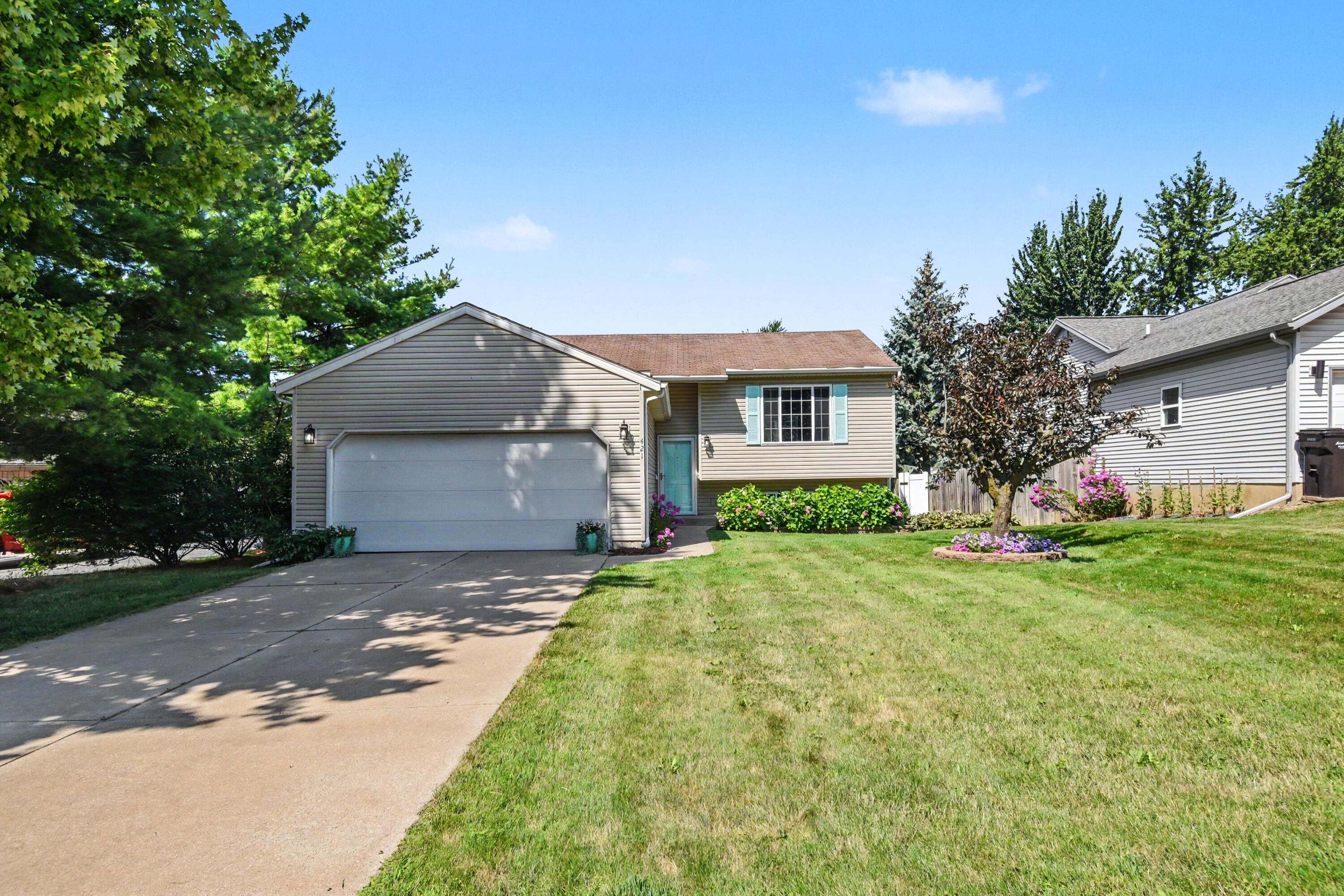 421 Macomb Avenue NW Grand Rapids MI 49534