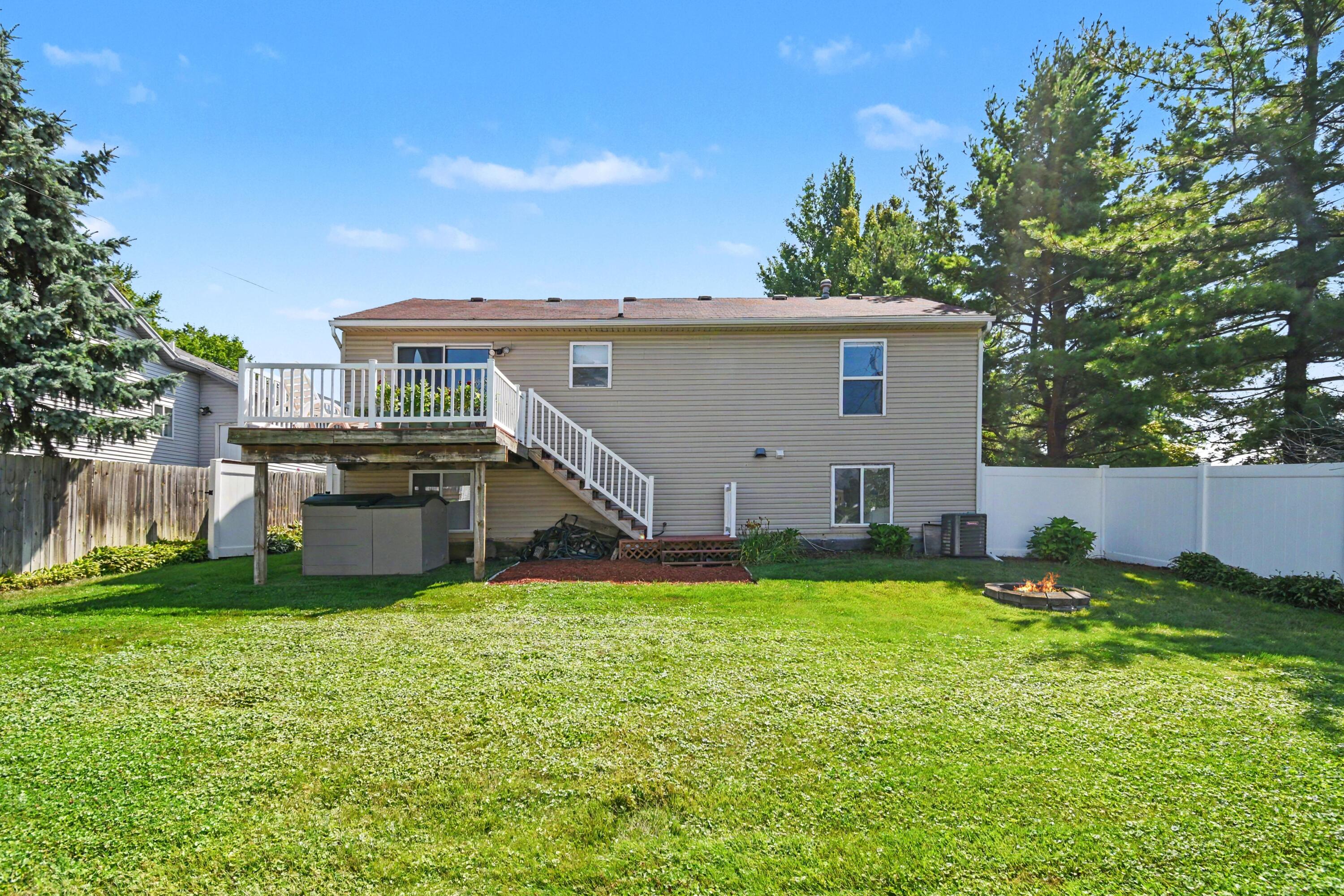 421 Macomb Avenue NW Grand Rapids MI 49534