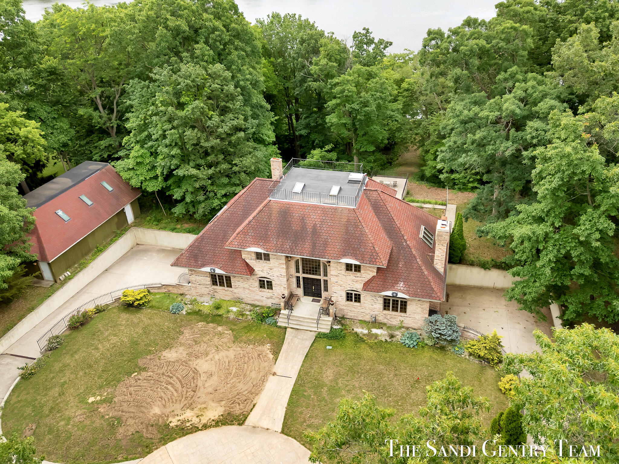 3652 118th Avenue Allegan MI 49010