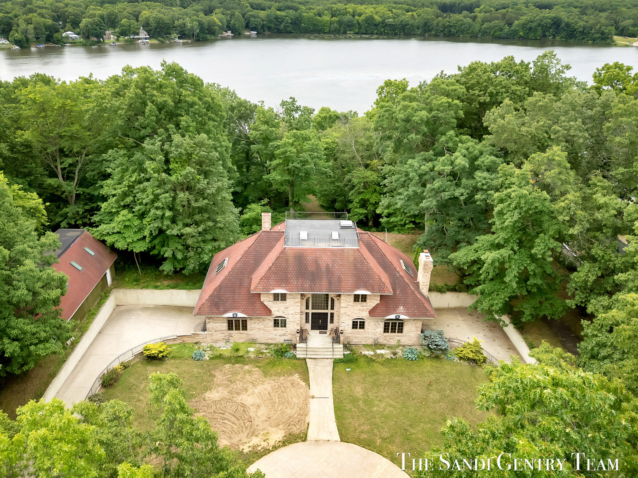 3652 118th Avenue Allegan MI 49010