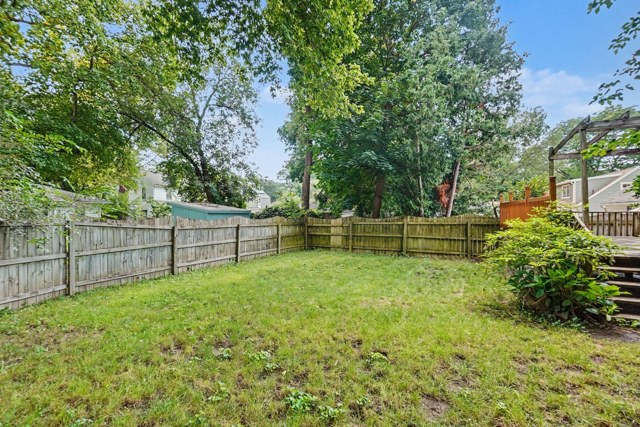 1220 SE Sylvan Avenue SE Grand Rapids MI 49506