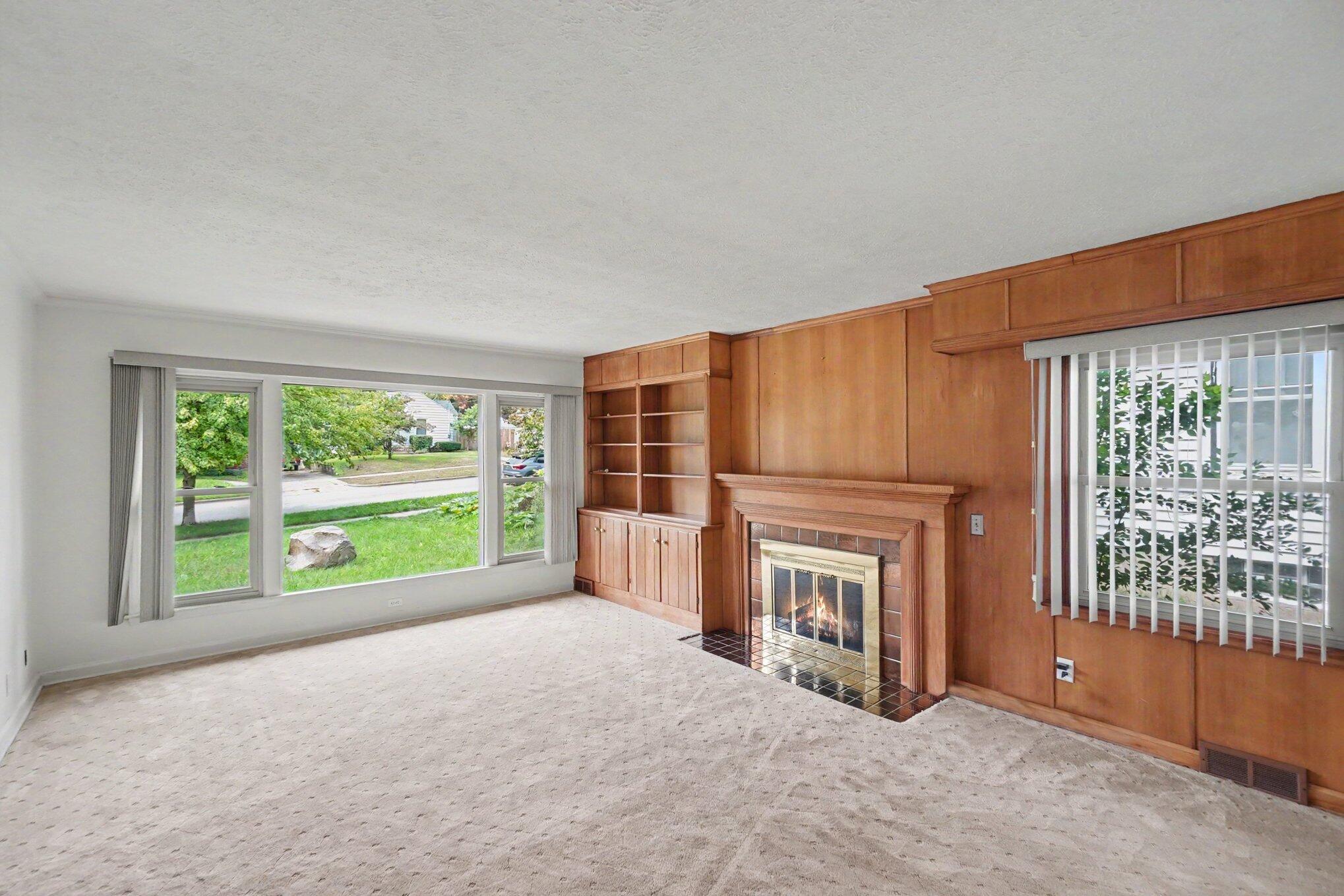 1220 SE Sylvan Avenue SE Grand Rapids MI 49506