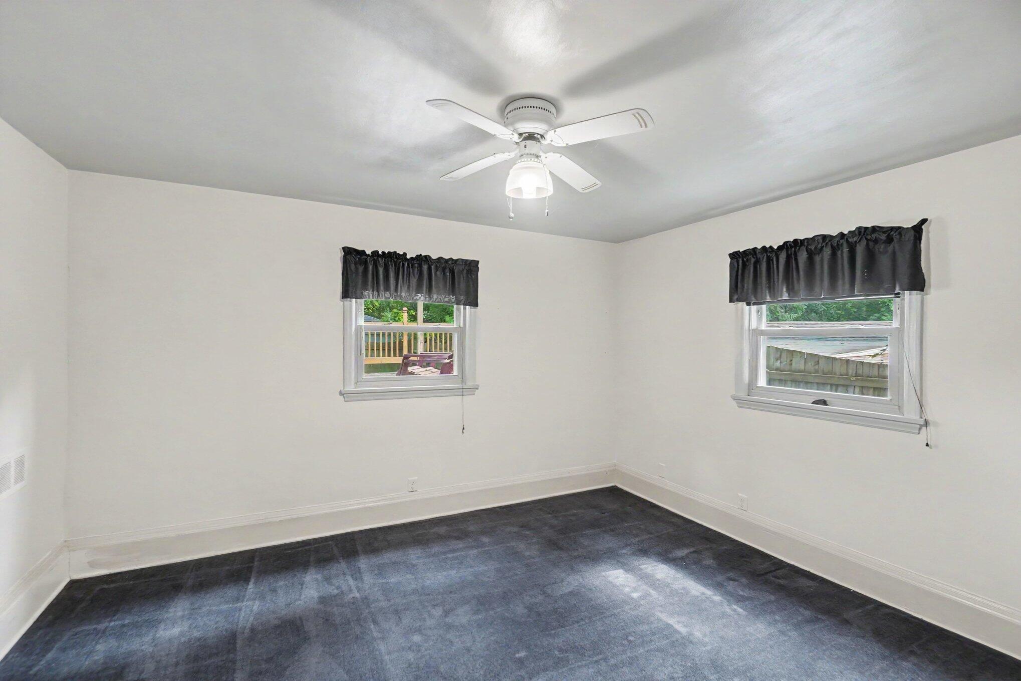 1220 SE Sylvan Avenue SE Grand Rapids MI 49506