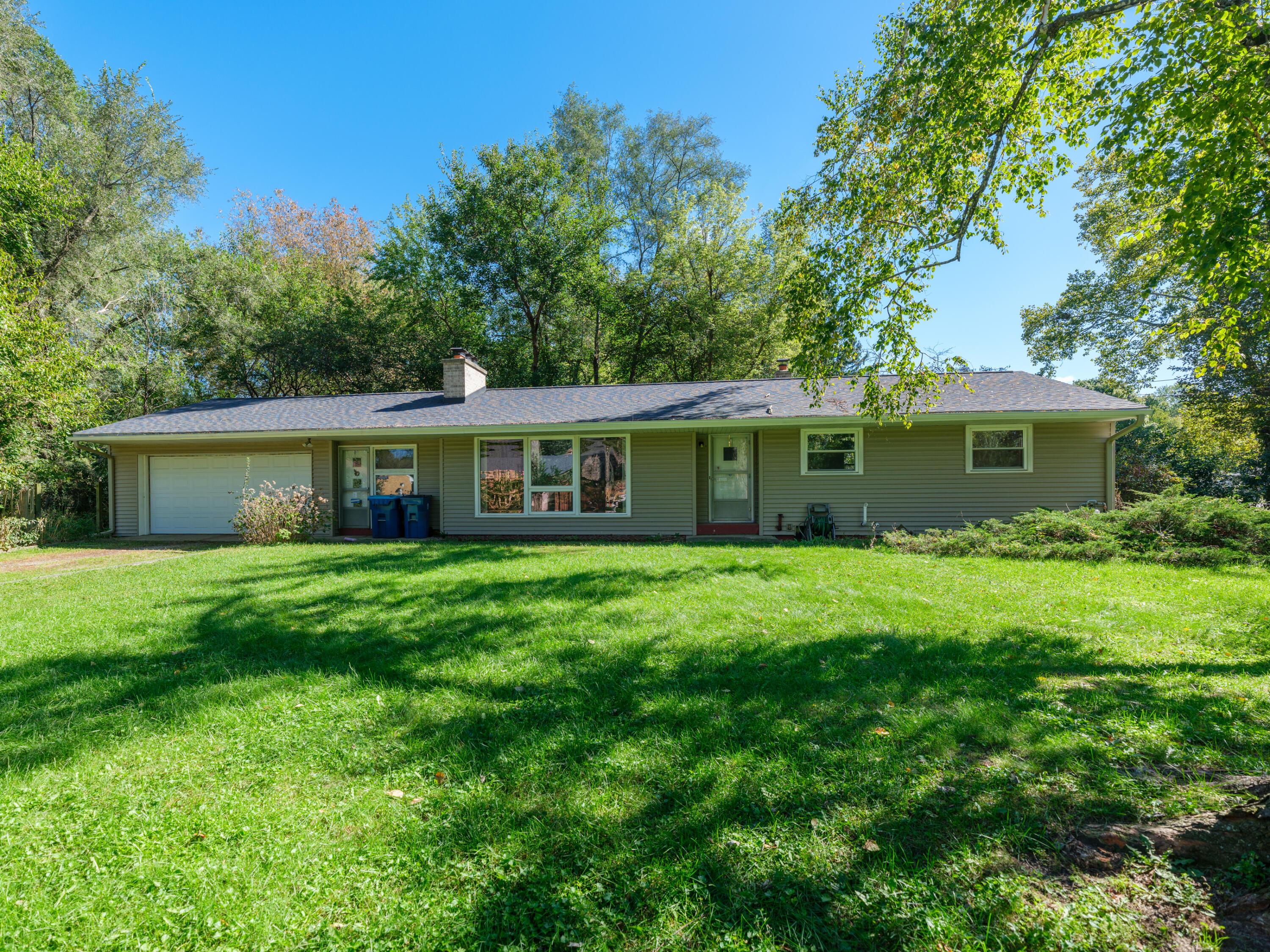 2906 Sunnycrest Drive Kalamazoo MI 49048