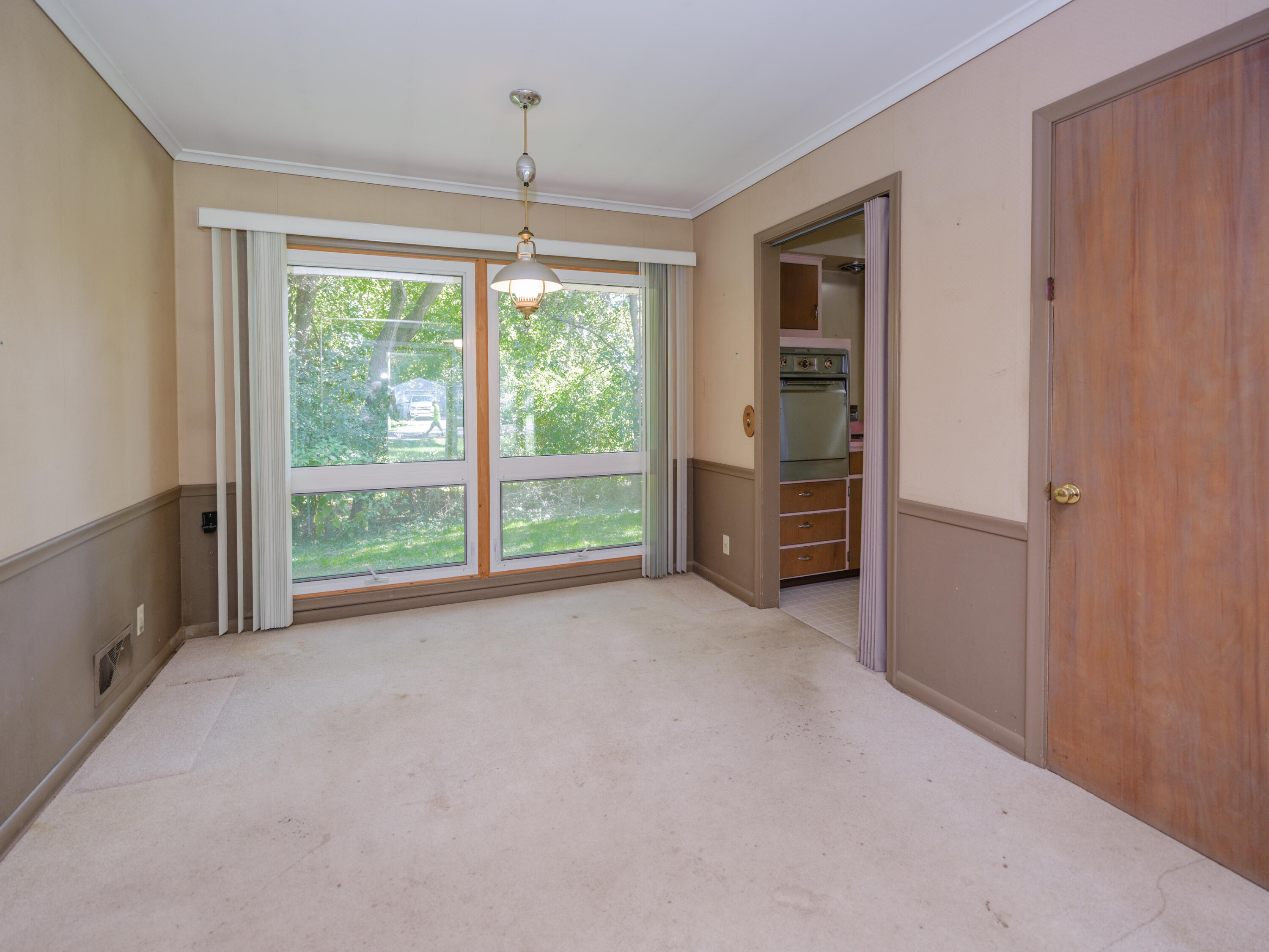 2906 Sunnycrest Drive Kalamazoo MI 49048