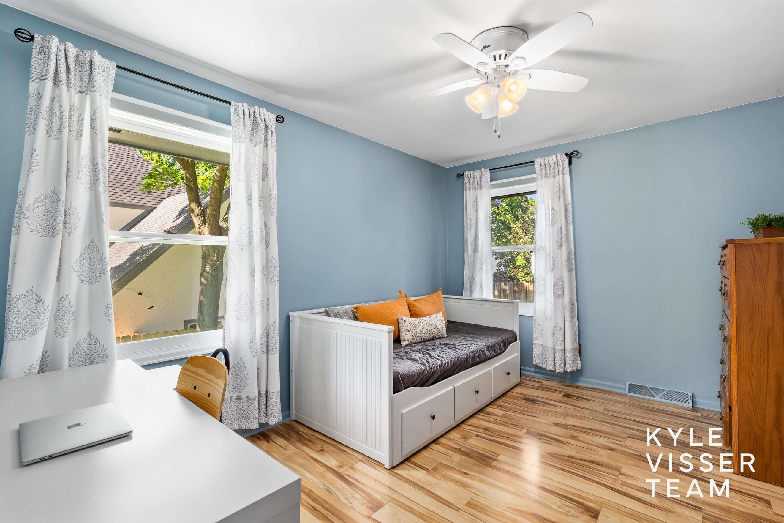805 Rosewood Avenue SE East Grand Rapids MI 49506