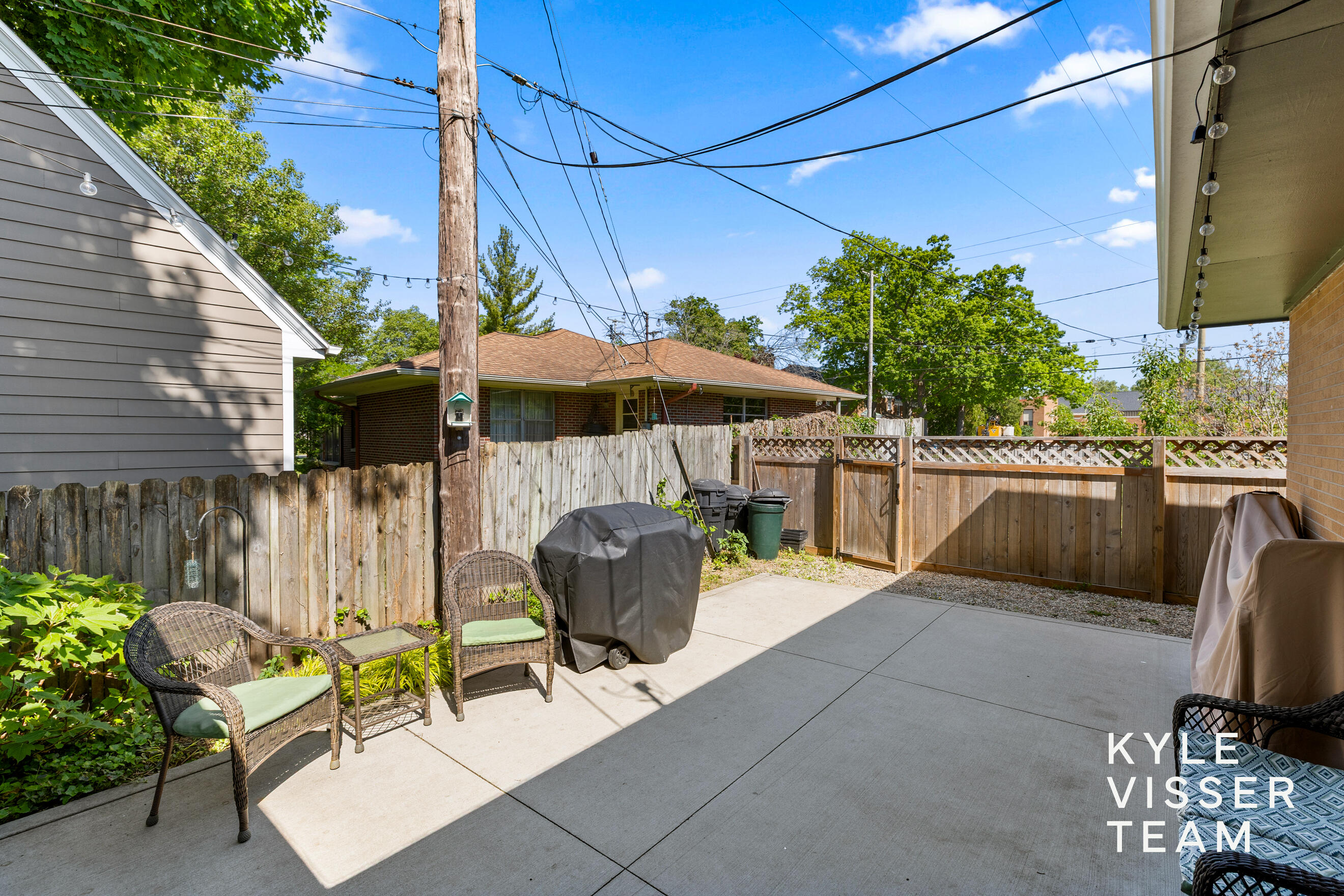 805 Rosewood Avenue SE East Grand Rapids MI 49506