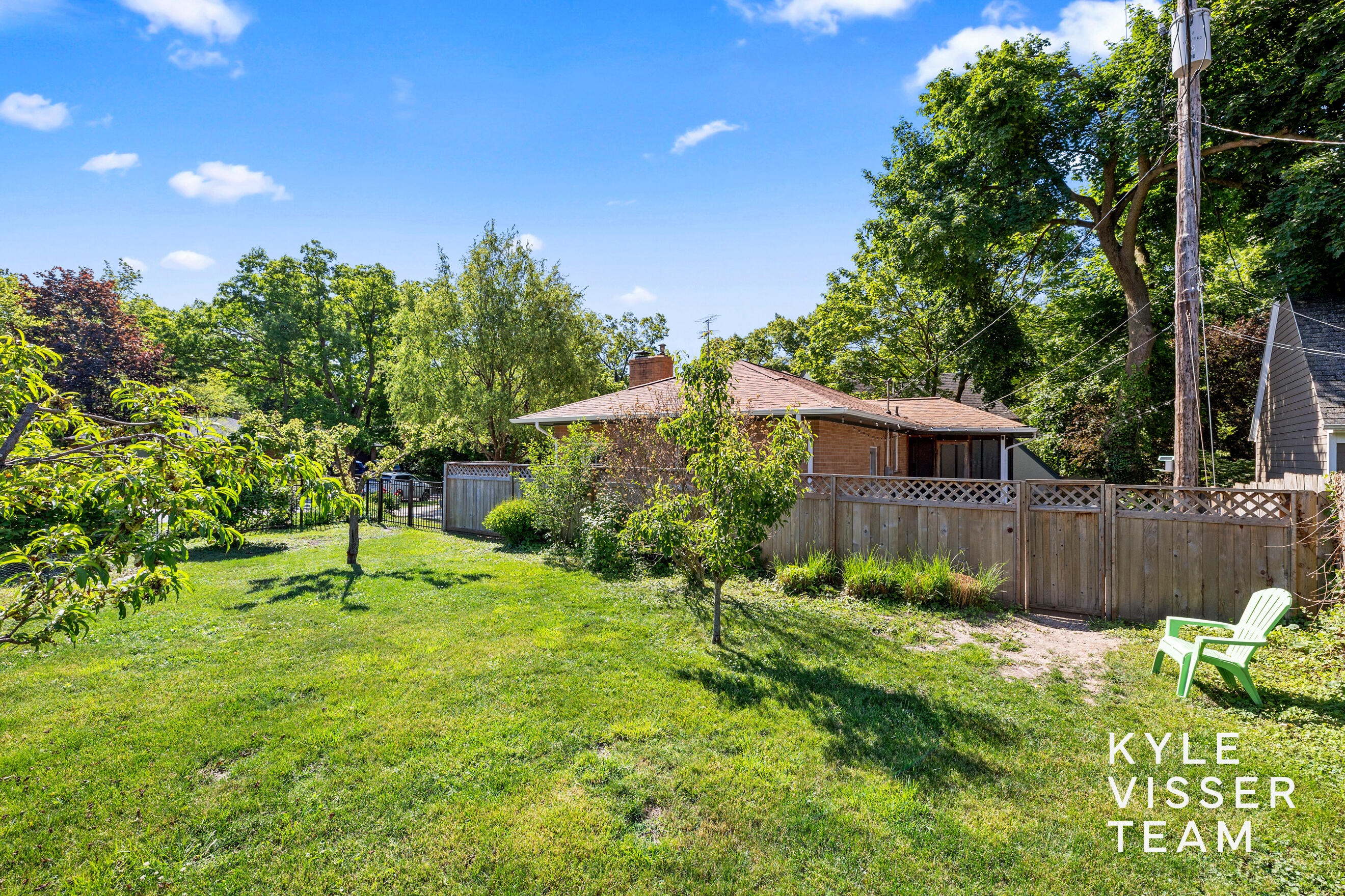 805 Rosewood Avenue SE East Grand Rapids MI 49506