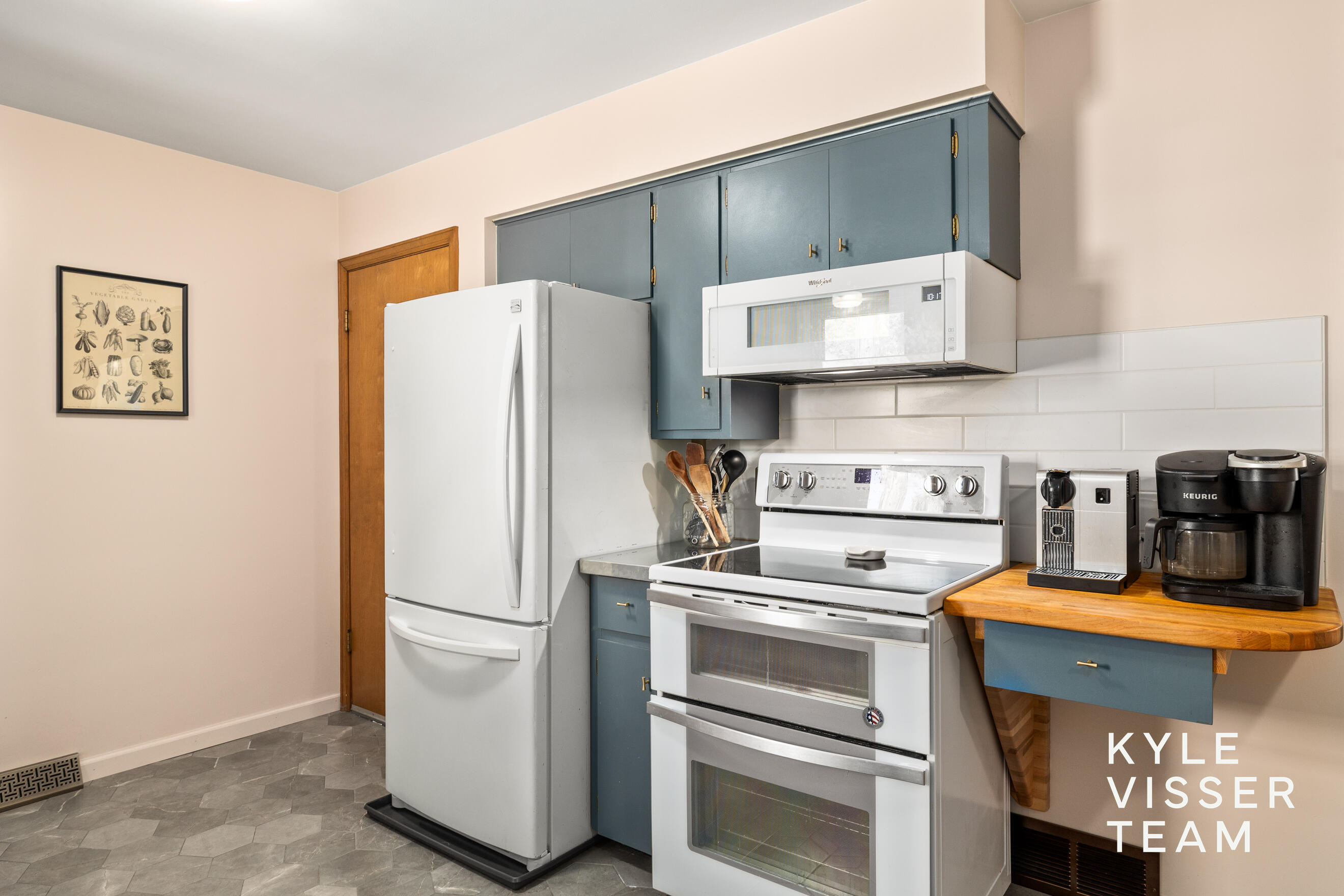 805 Rosewood Avenue SE East Grand Rapids MI 49506