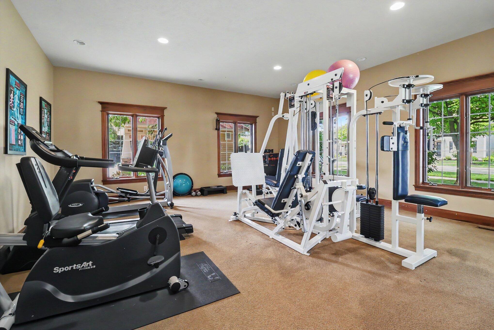 2129 Kensington Park Circle Holland MI 49423