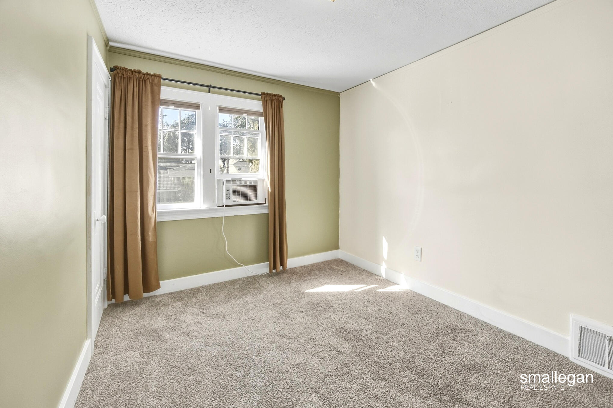 545 Ardmore Street SE Grand Rapids MI 49507
