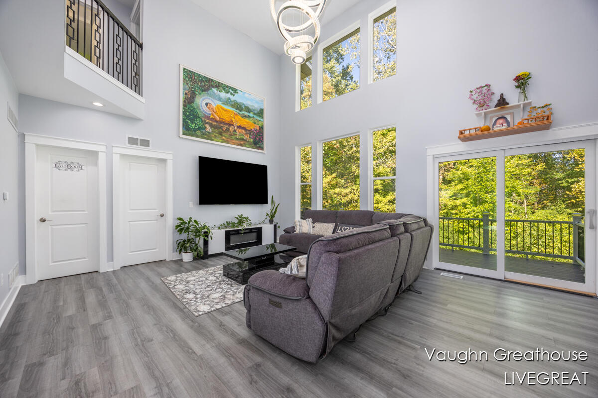 2905 Woodside Avenue SE Grand Rapids MI 49508